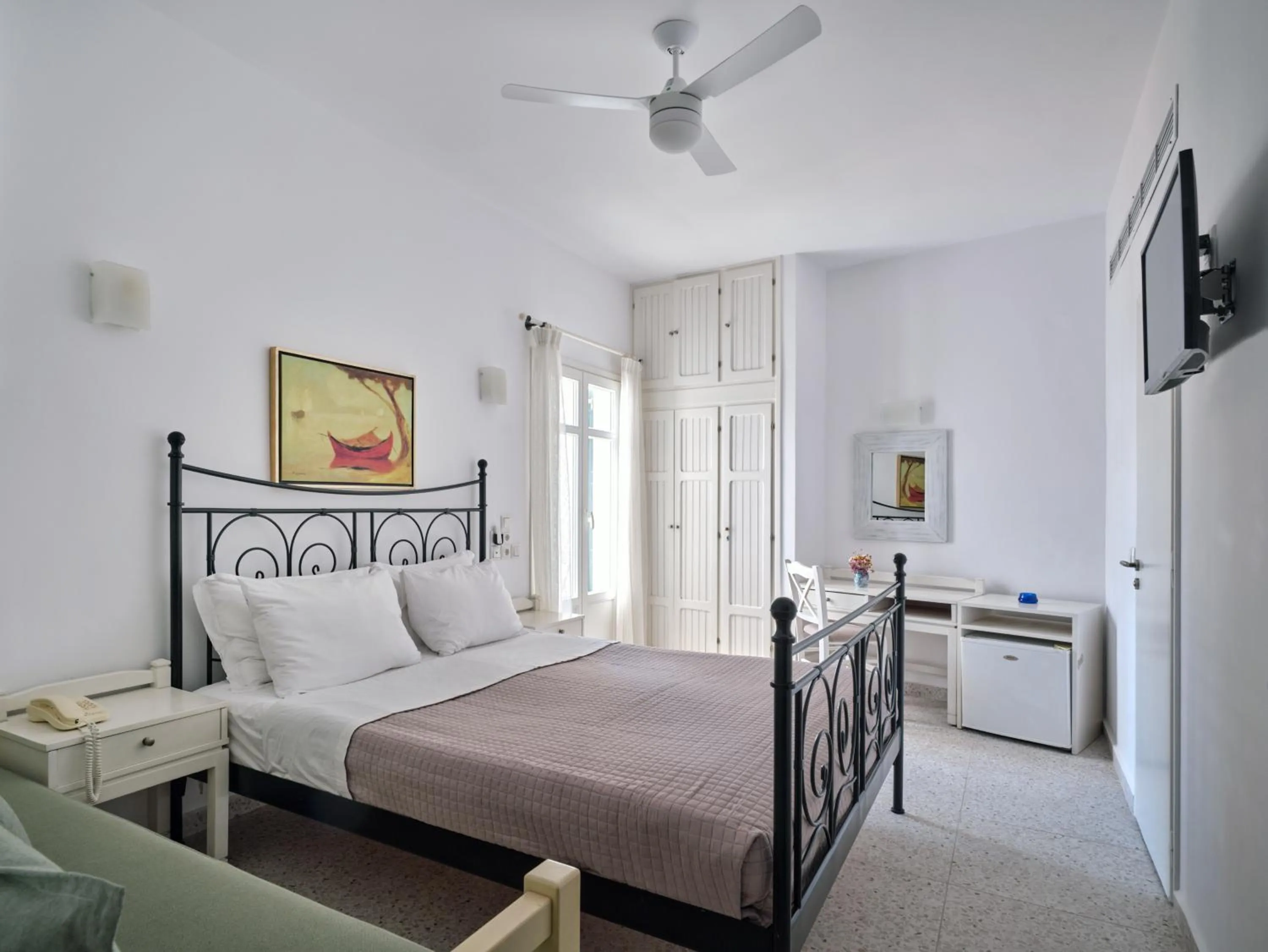 Bed in Kalypso Hotel