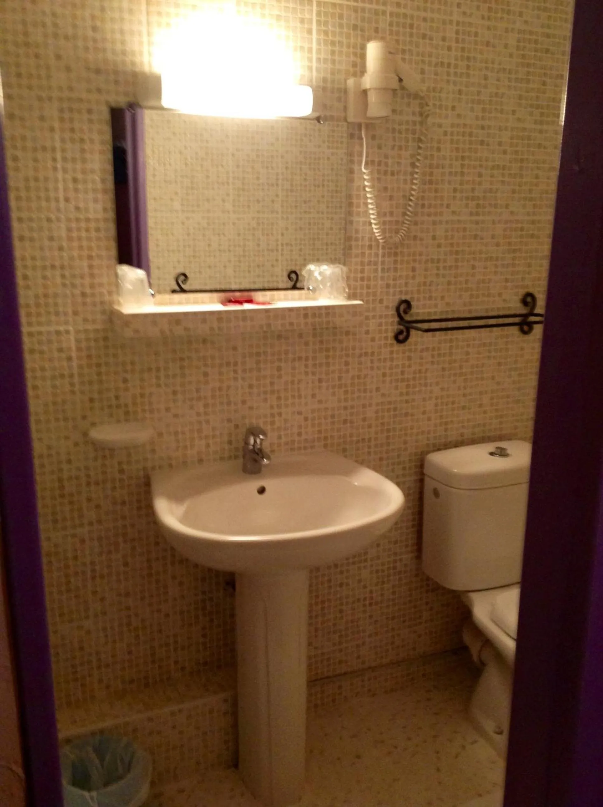 Bathroom in Boutique Hotel Couleurs Suds