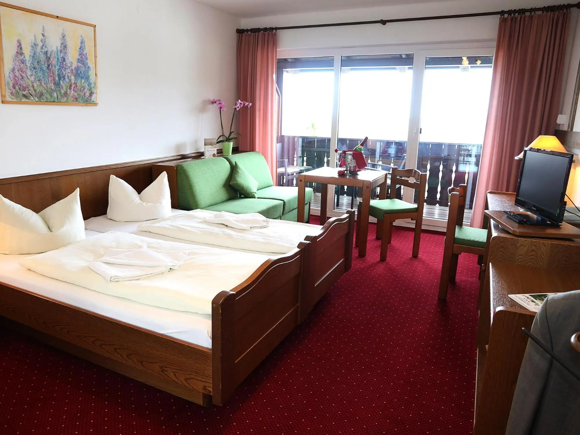 Bed in Landhotel & Reiterhof Schumann