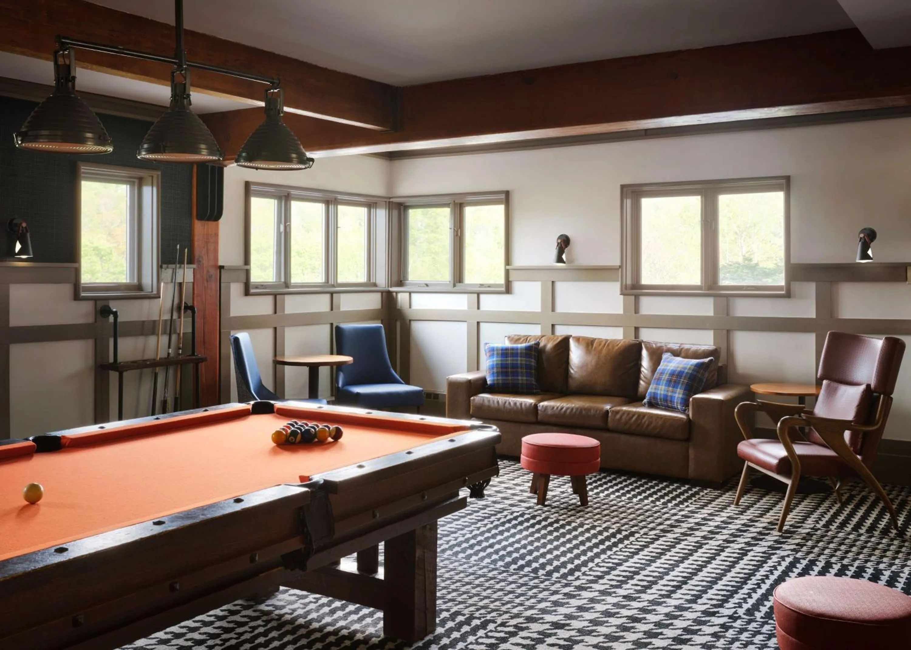 Sports in Killington Mountain Lodge, Tapestry Collection by Hilton