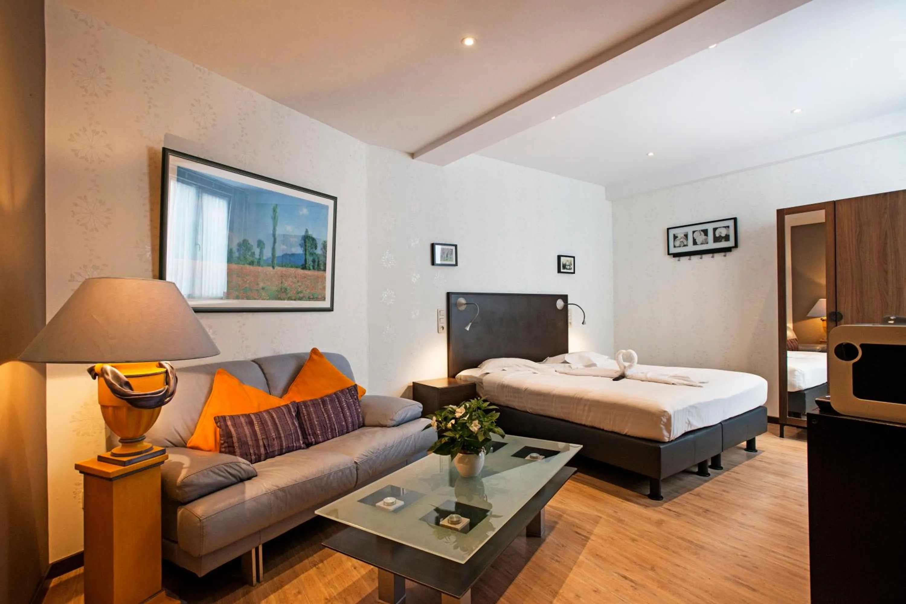 Photo of the whole room in Hotel Cathedral Gent Centrum