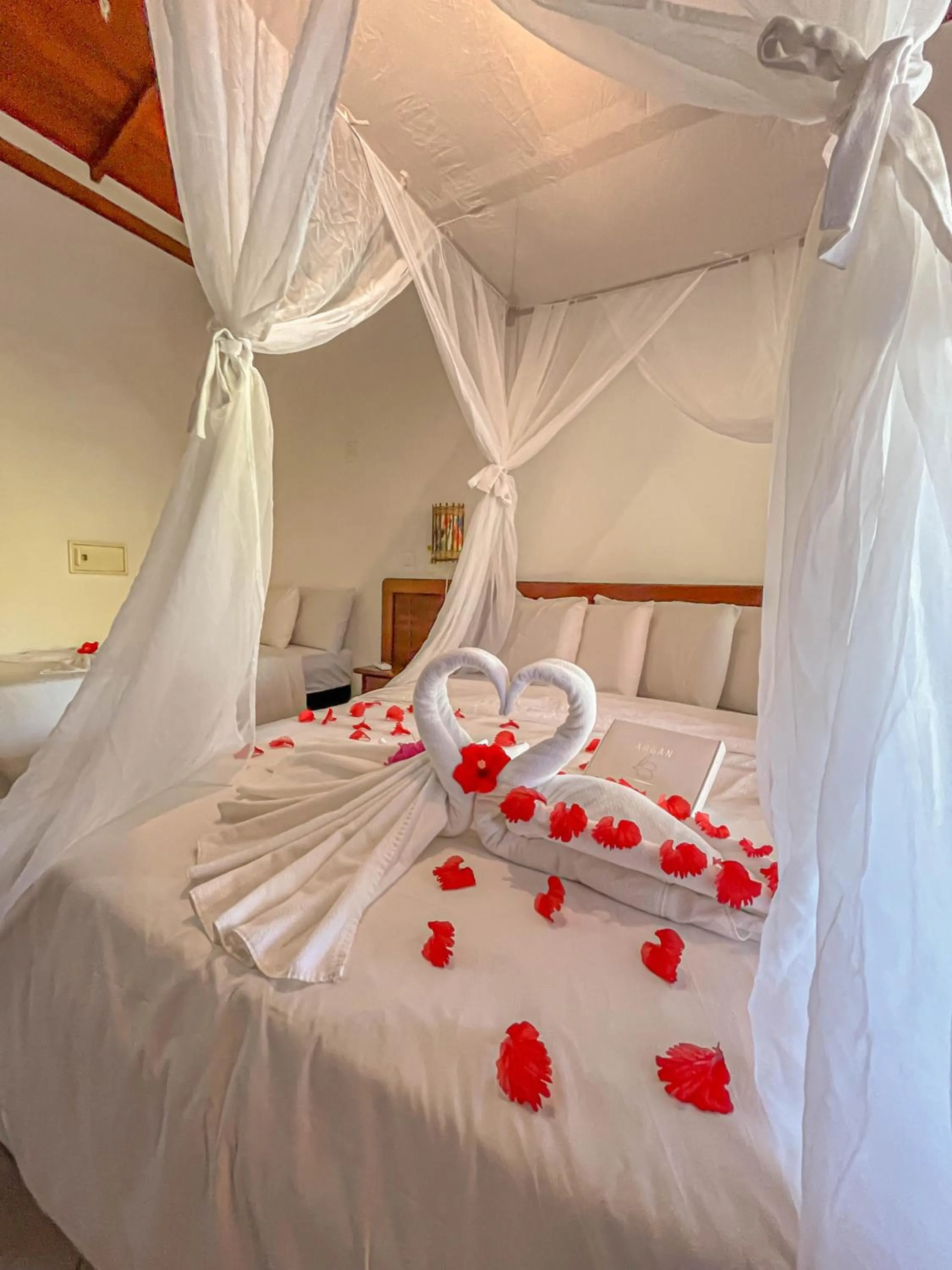 Bed in Mar Paraíso Hotel