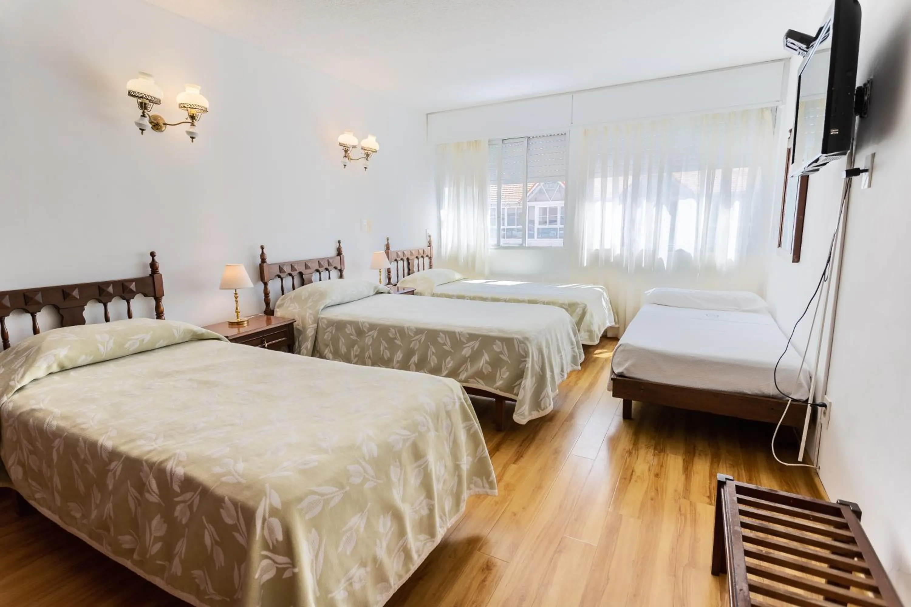 Bed in Hotel Alhambra