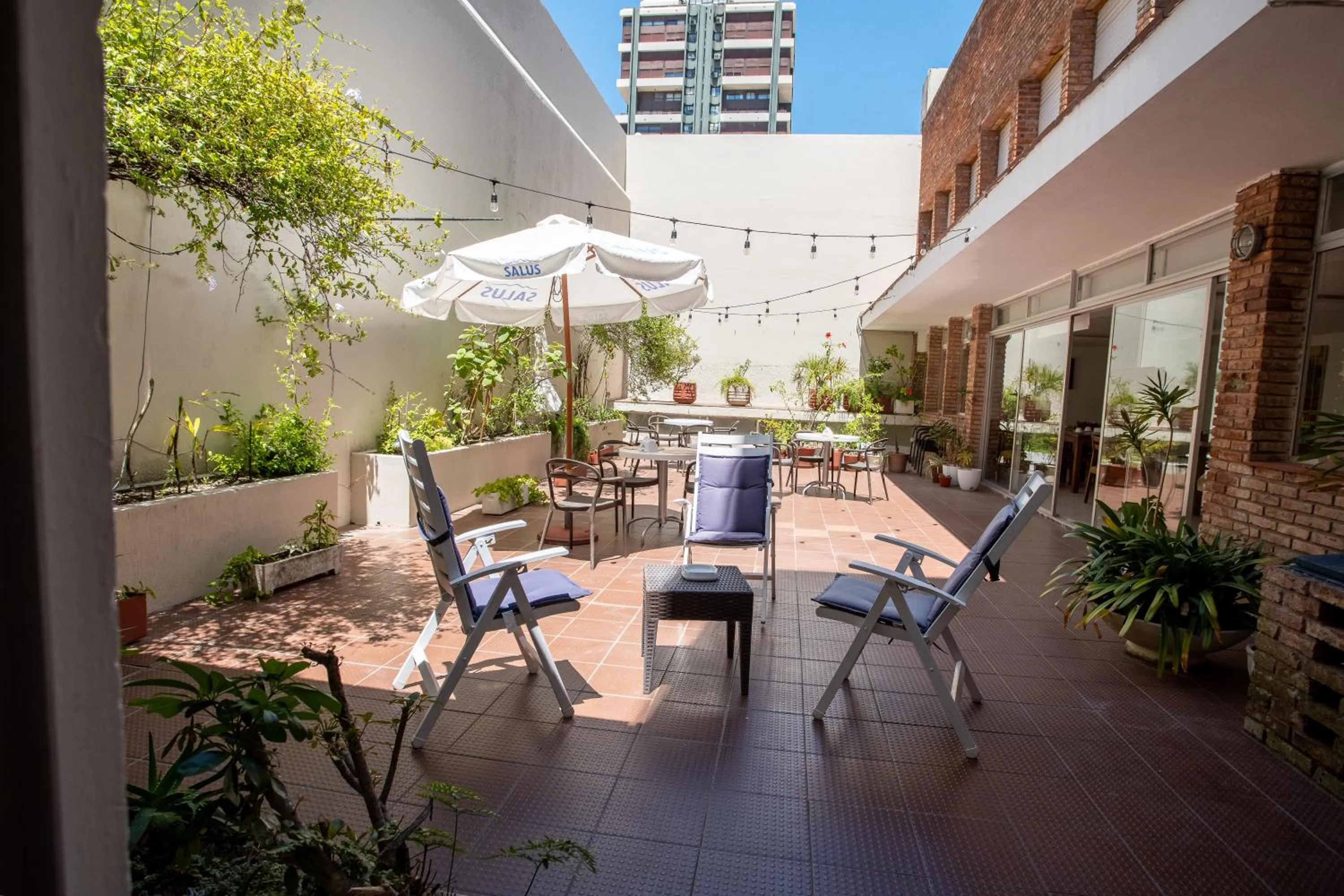 Patio in Hotel Alhambra