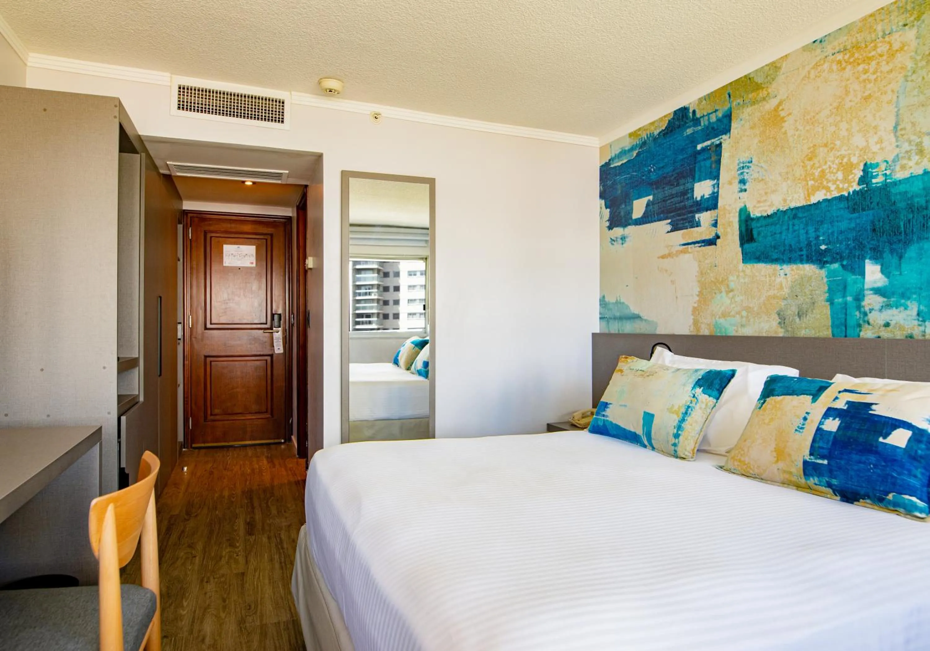 Bed in Palladium Business Hotel