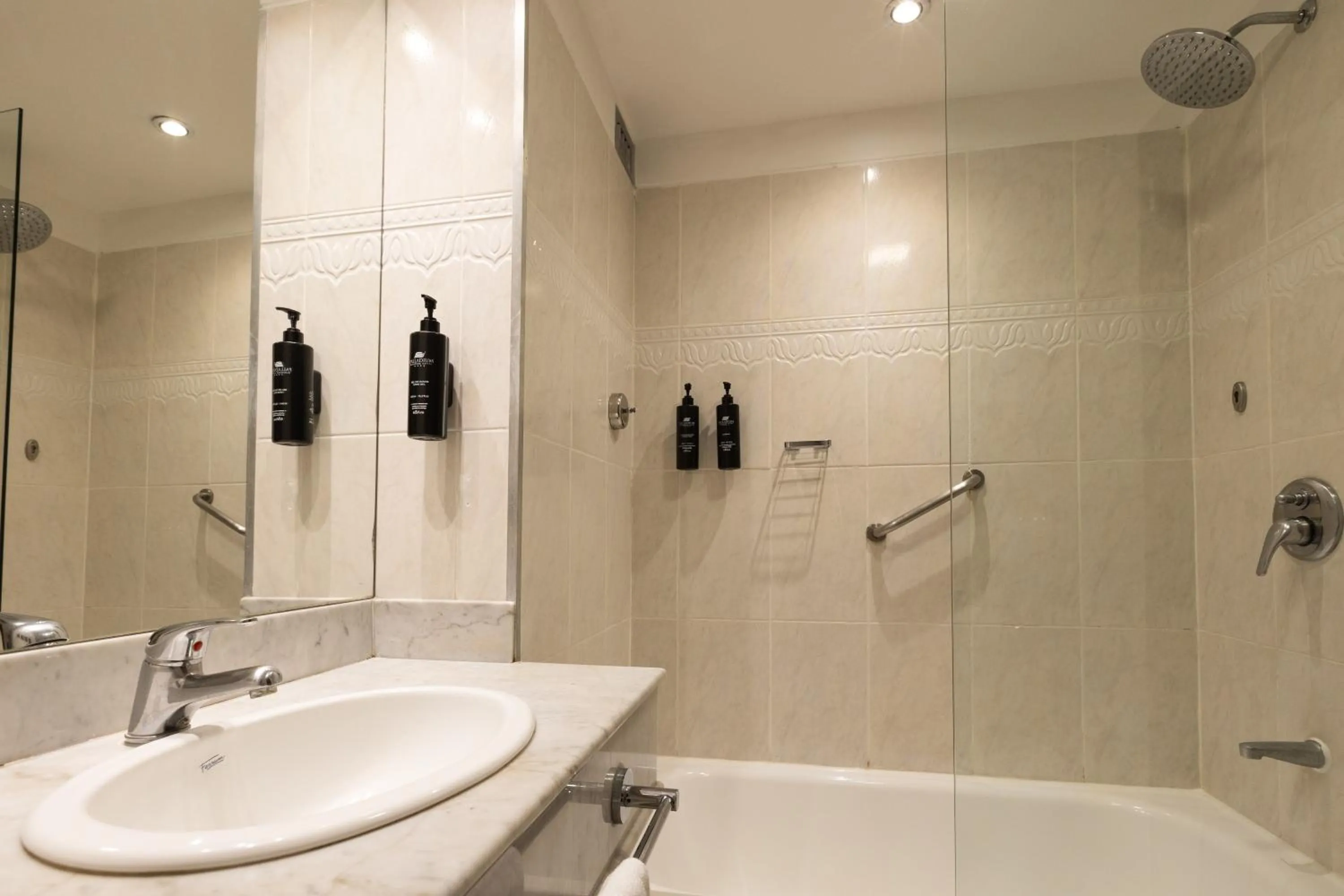 Palladium Business Hotel