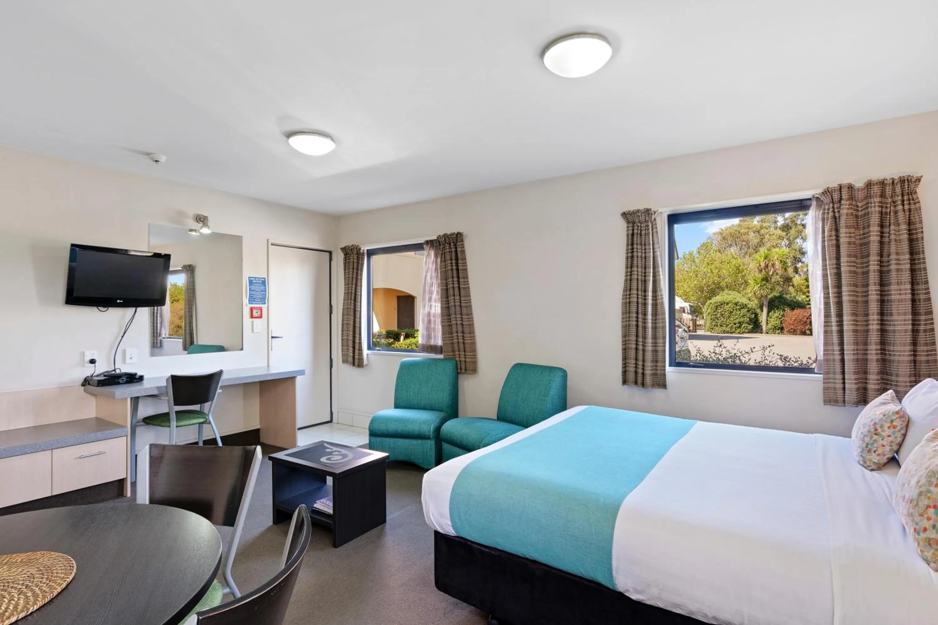 Bed in Bella Vista Motel Ashburton