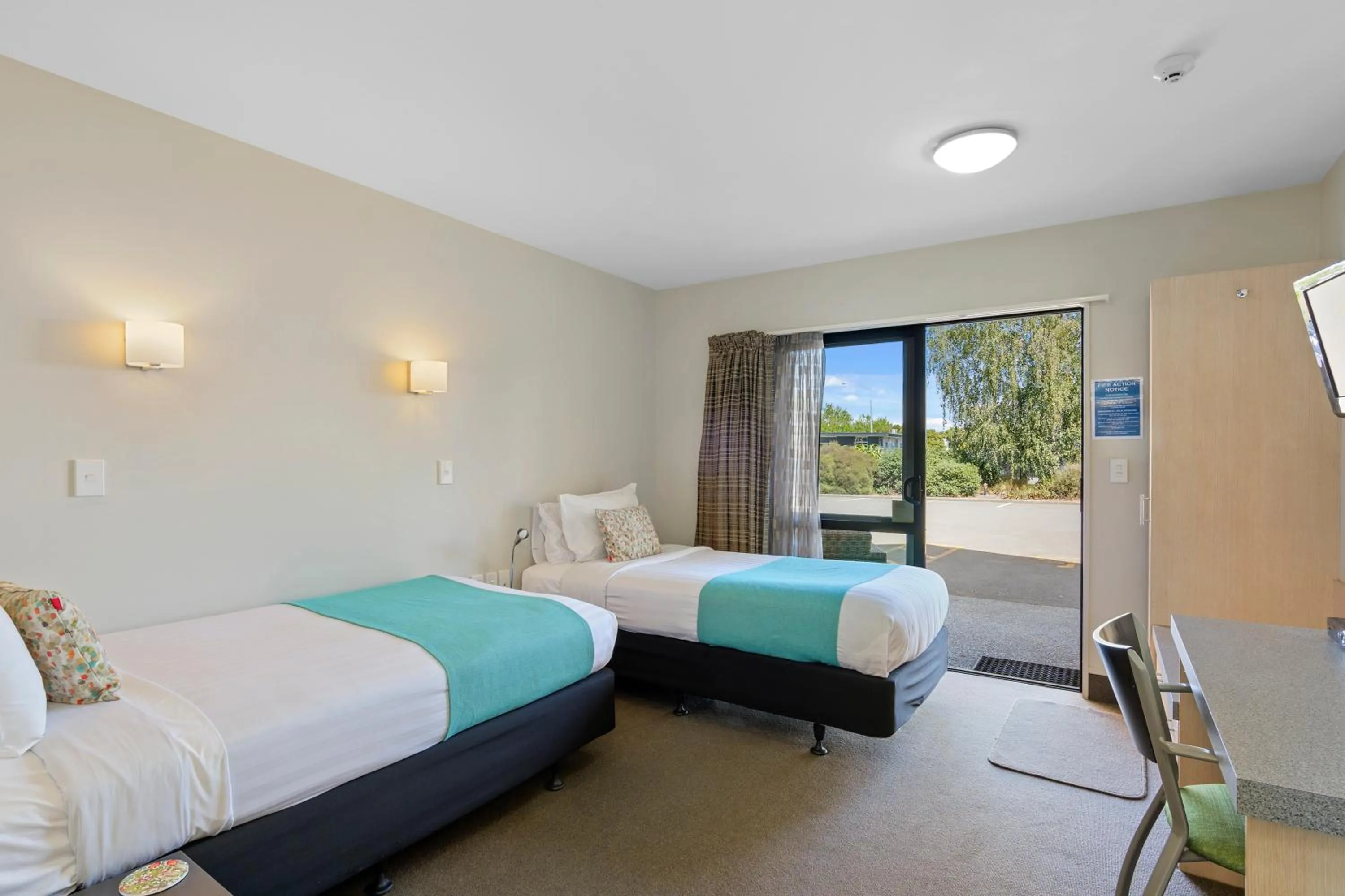 Photo of the whole room, Bed in Bella Vista Motel Ashburton