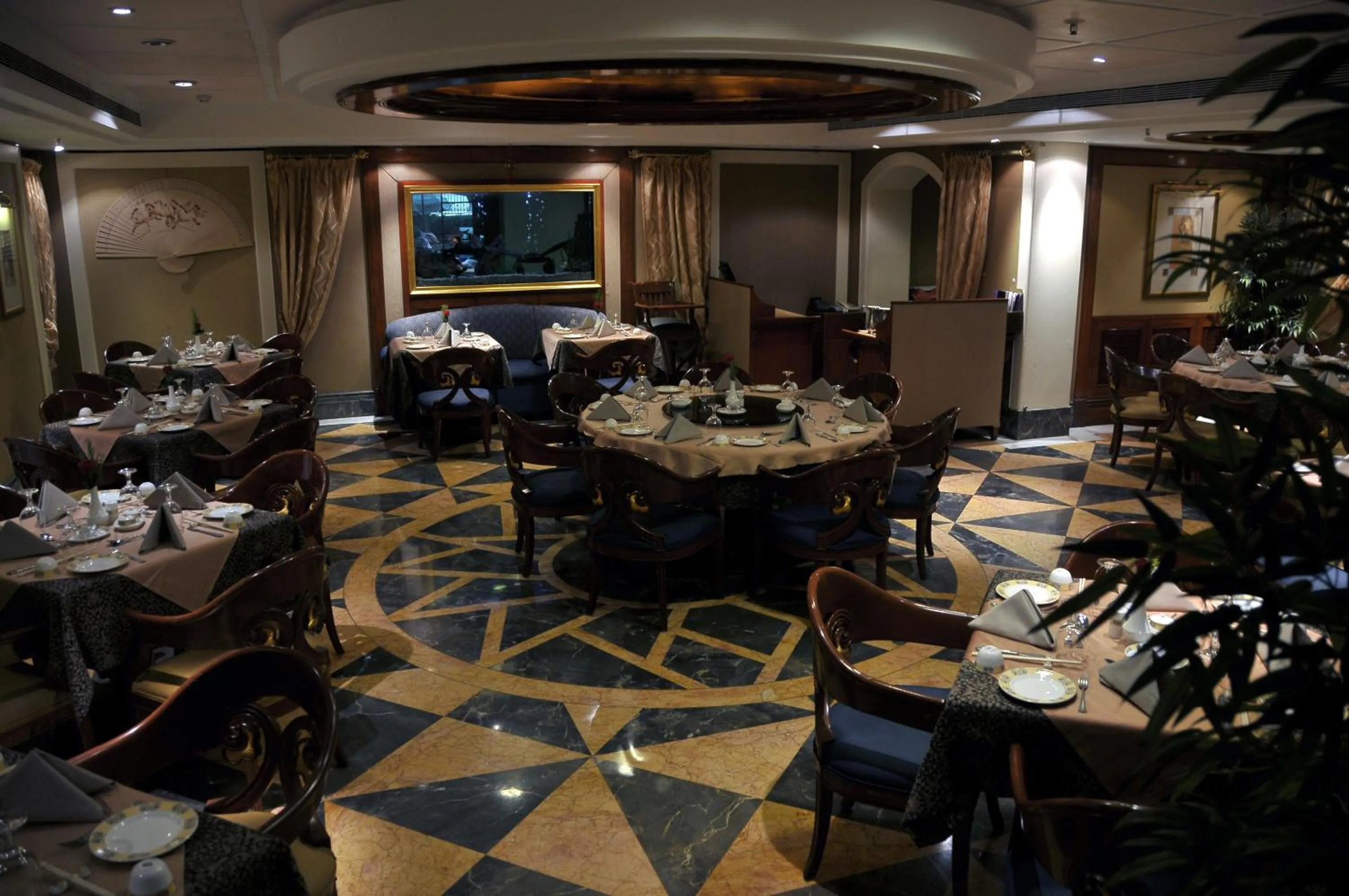 Restaurant/places to eat in Ramada Plaza By Wyndham Palm Grove