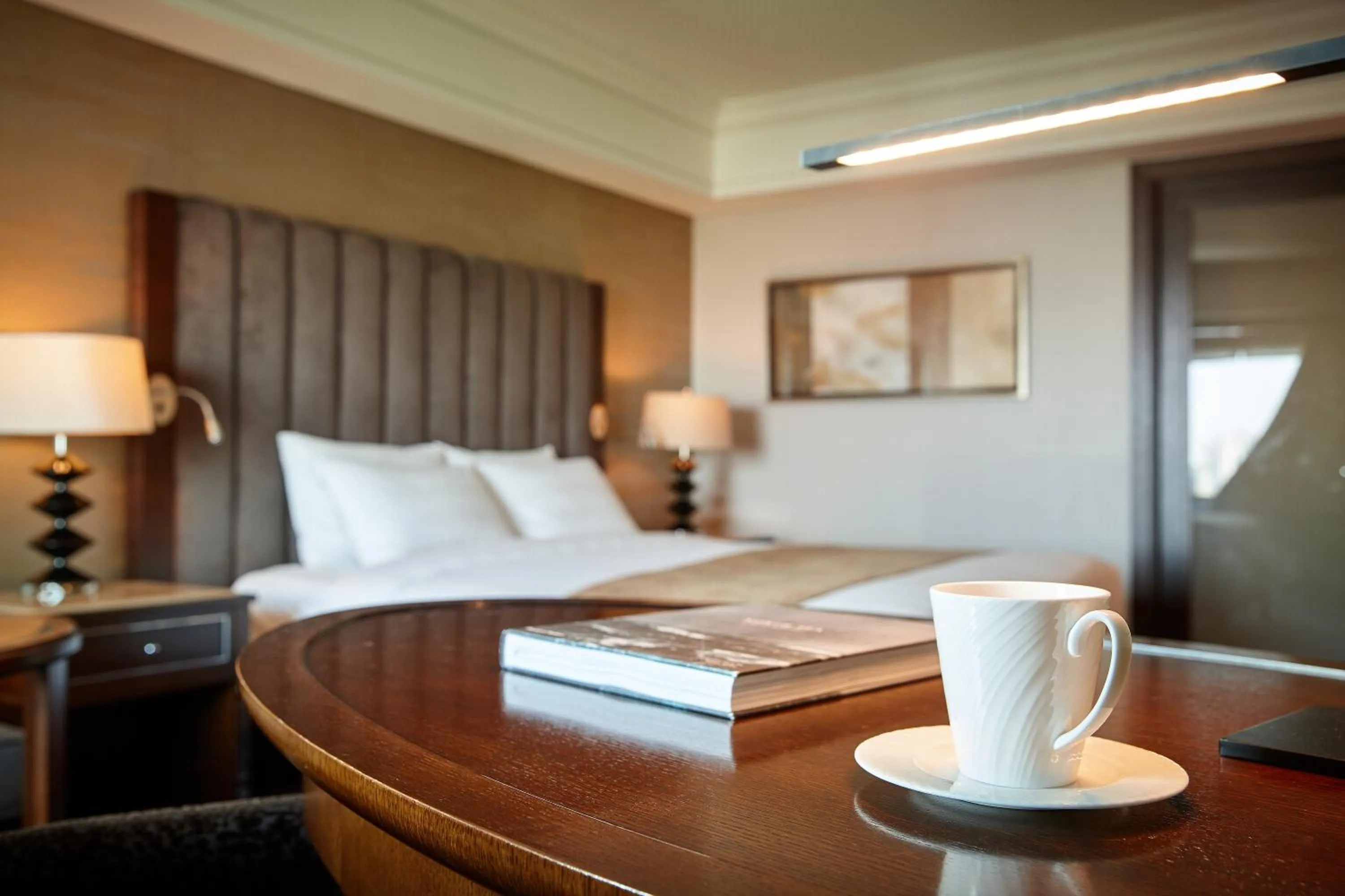 Photo of the whole room, Bed in Lotte Hotel Busan