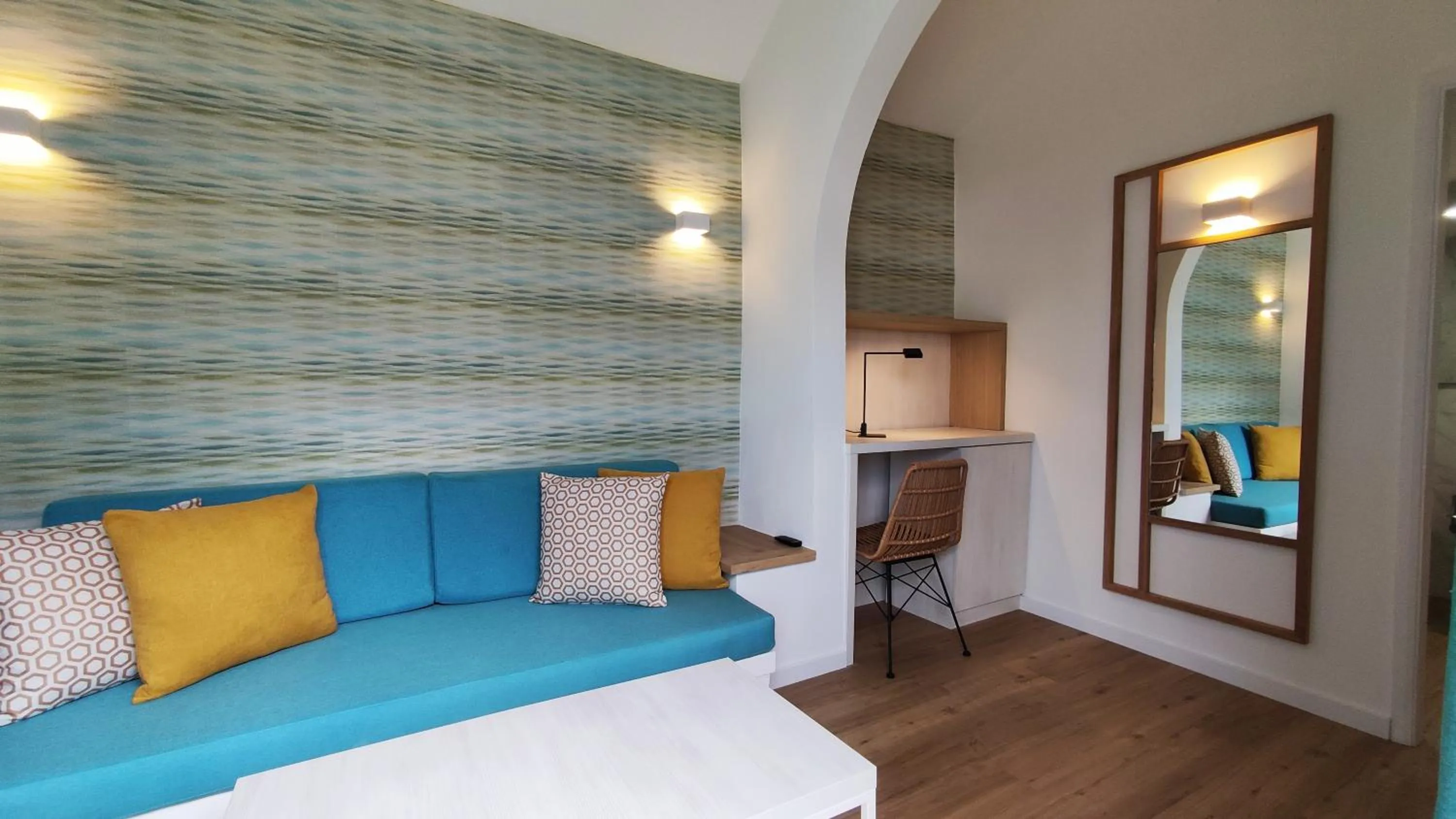 Living room, Bed in Canary Garden Club