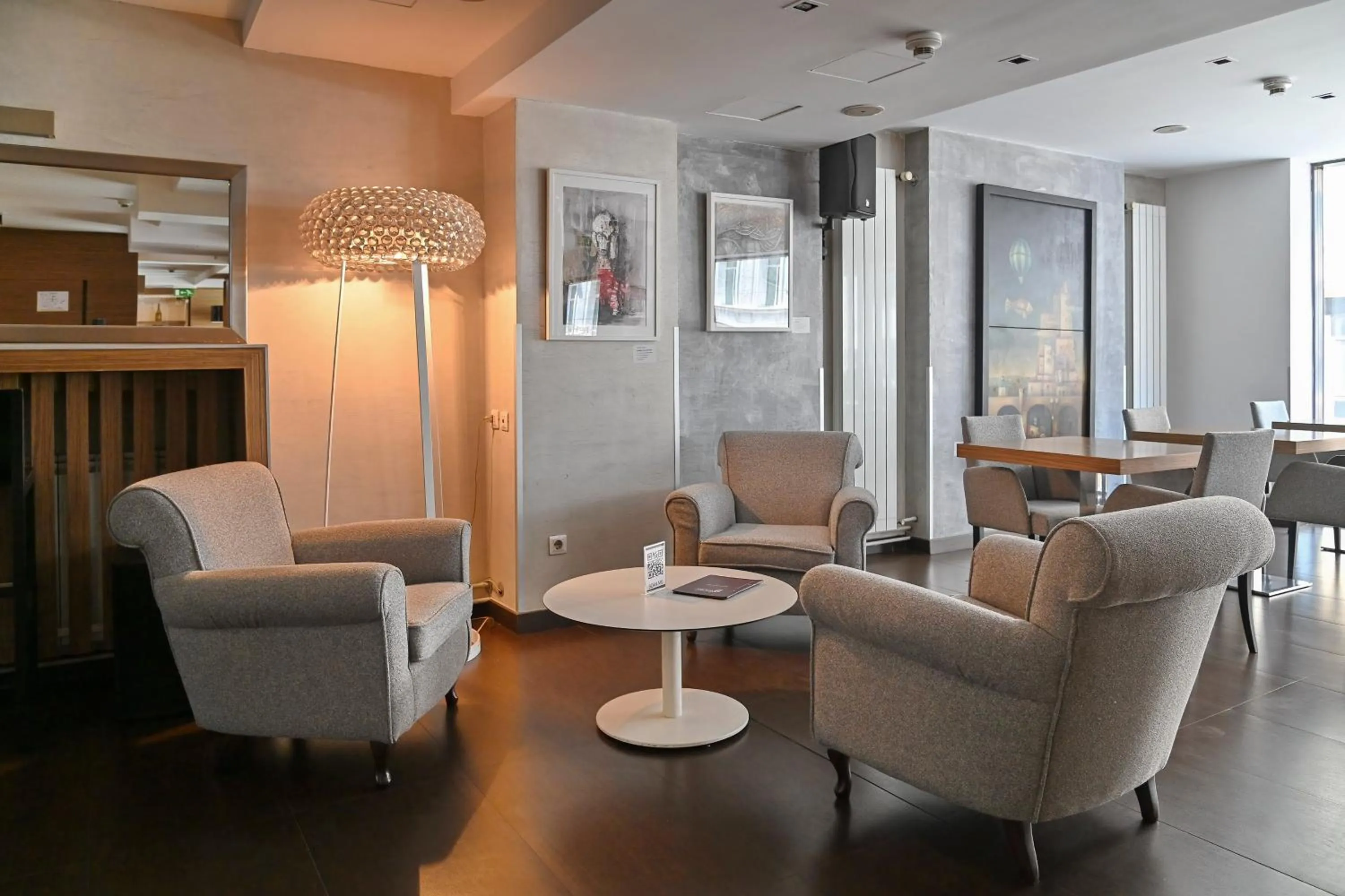 Seating area in Belgrade Art Hotel, a member of Radisson Individuals
