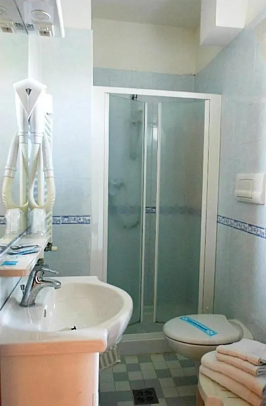 Bathroom in Hotel Astromare
