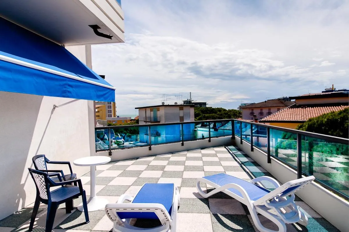 Balcony/Terrace, Swimming Pool in Hotel Astromare