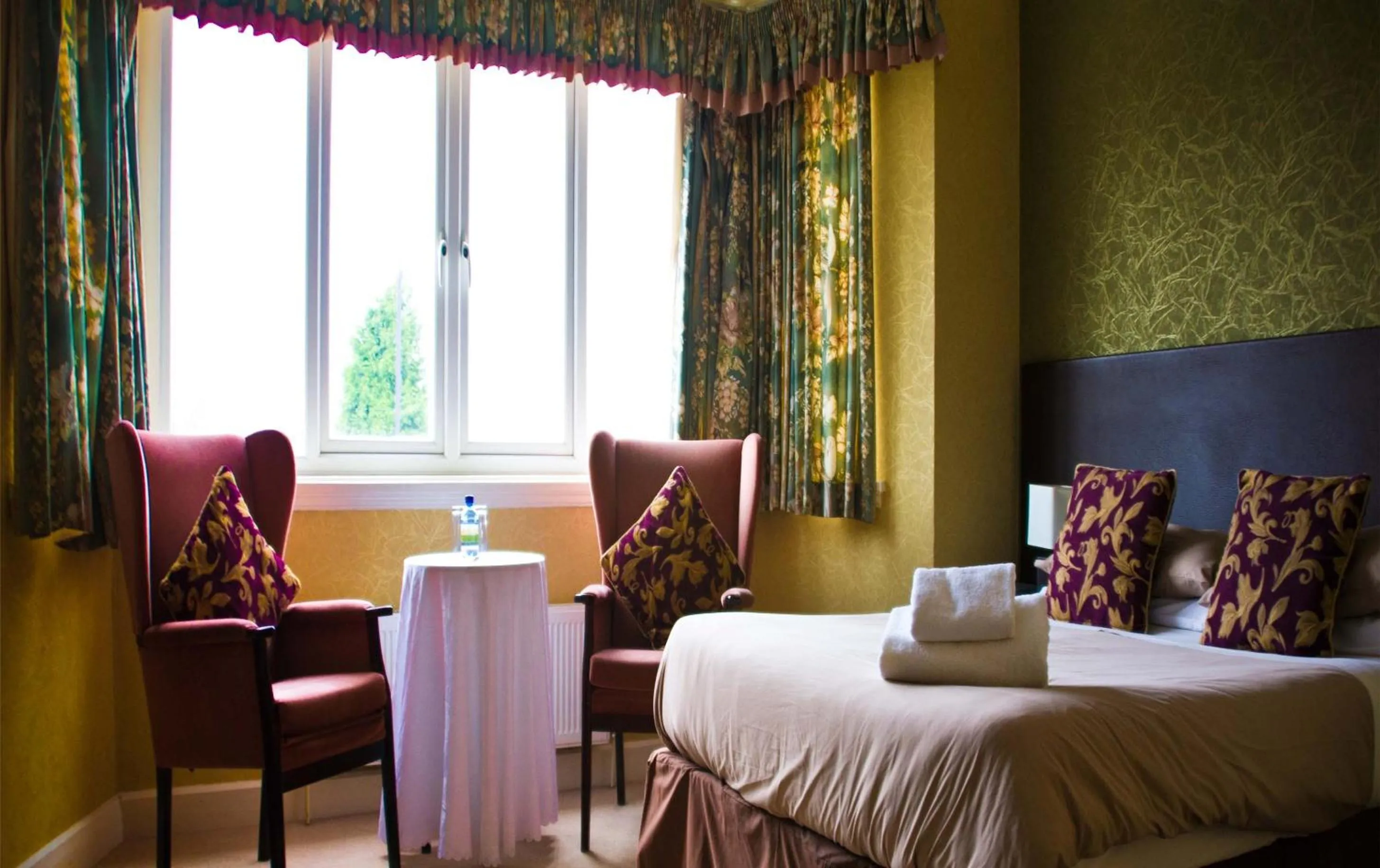 Day, Bed in Beverley Hotel