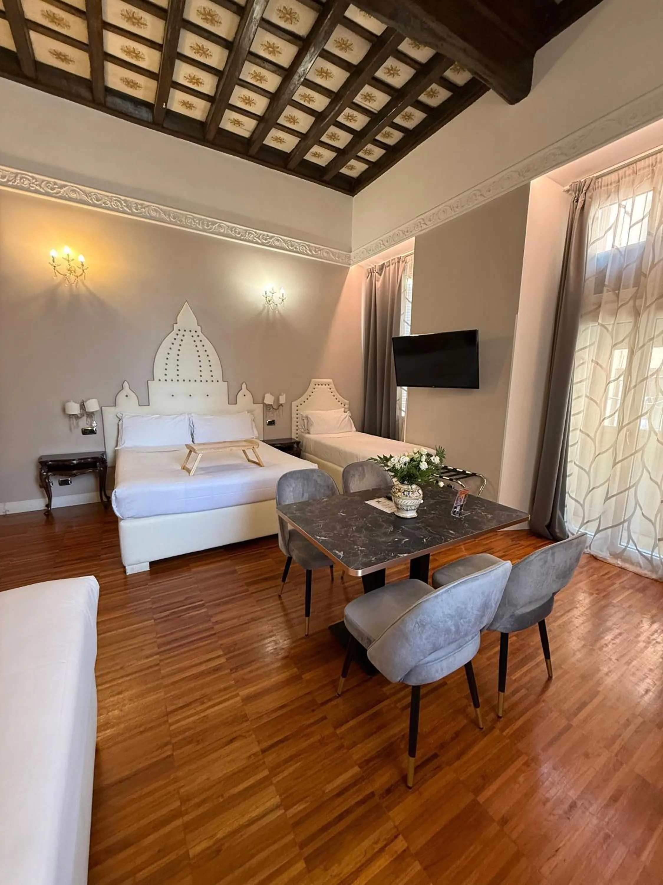 Bedroom, Bed in I TRE MOSCHETTIERI - D'ARTAGNAN Luxury Guest House