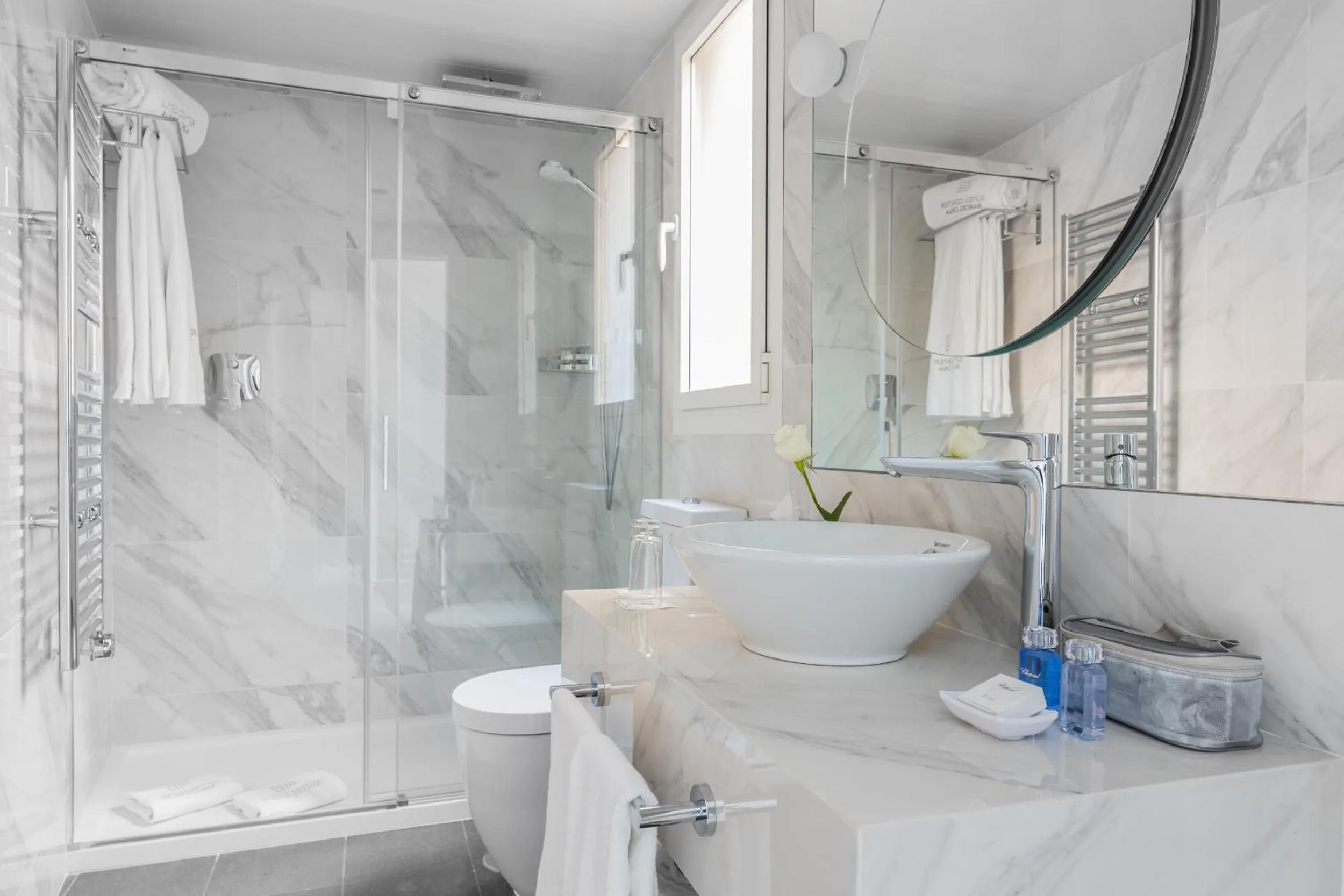 Bathroom in Suites Center Barcelona