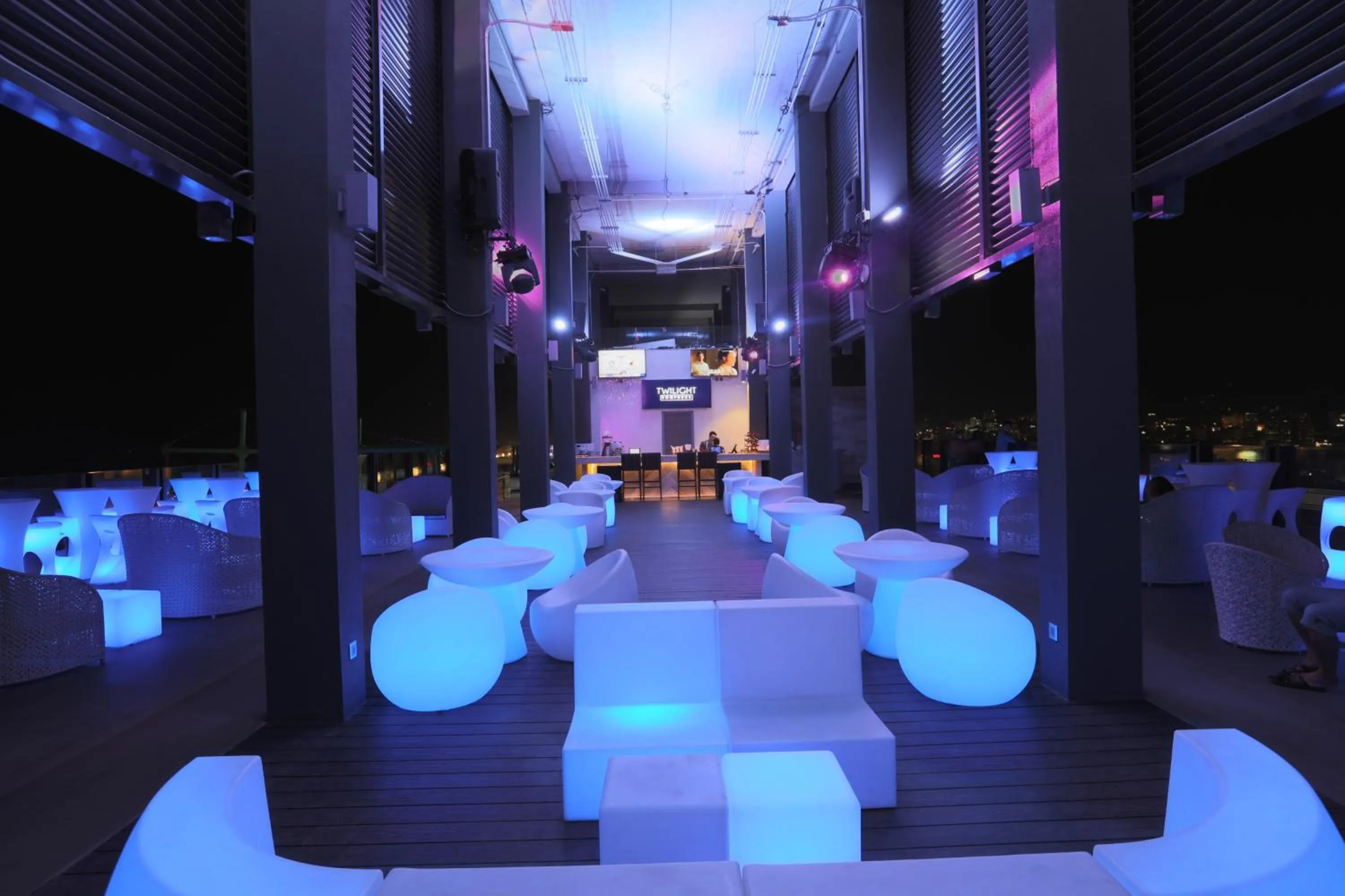 Lounge or bar in bai Hotel Cebu