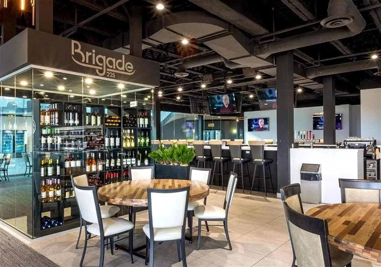 Restaurant/places to eat in Hotel Rimouski