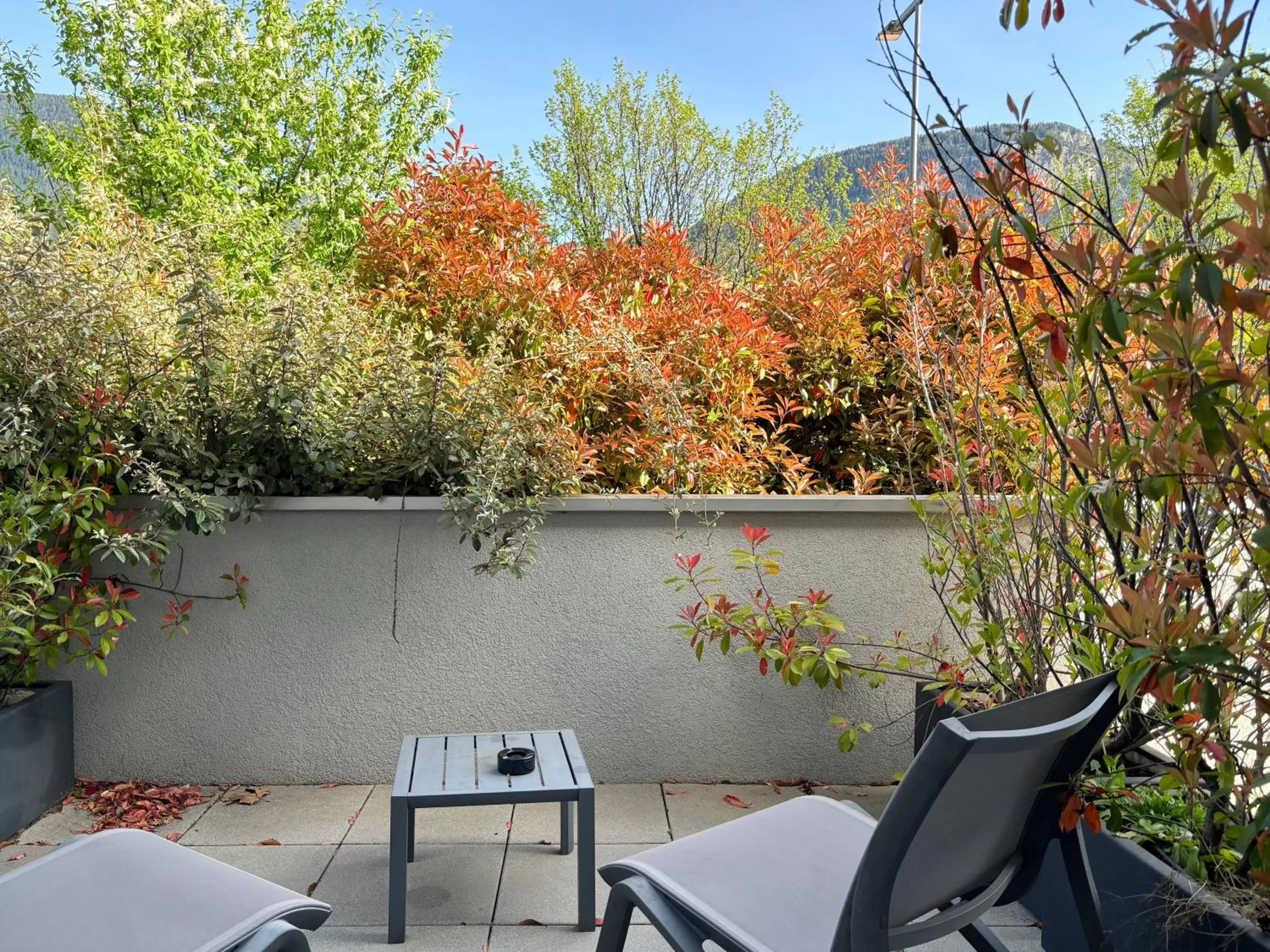 Balcony/Terrace in Nonanteneuf Appart-hôtel Sierre - Self Check-in