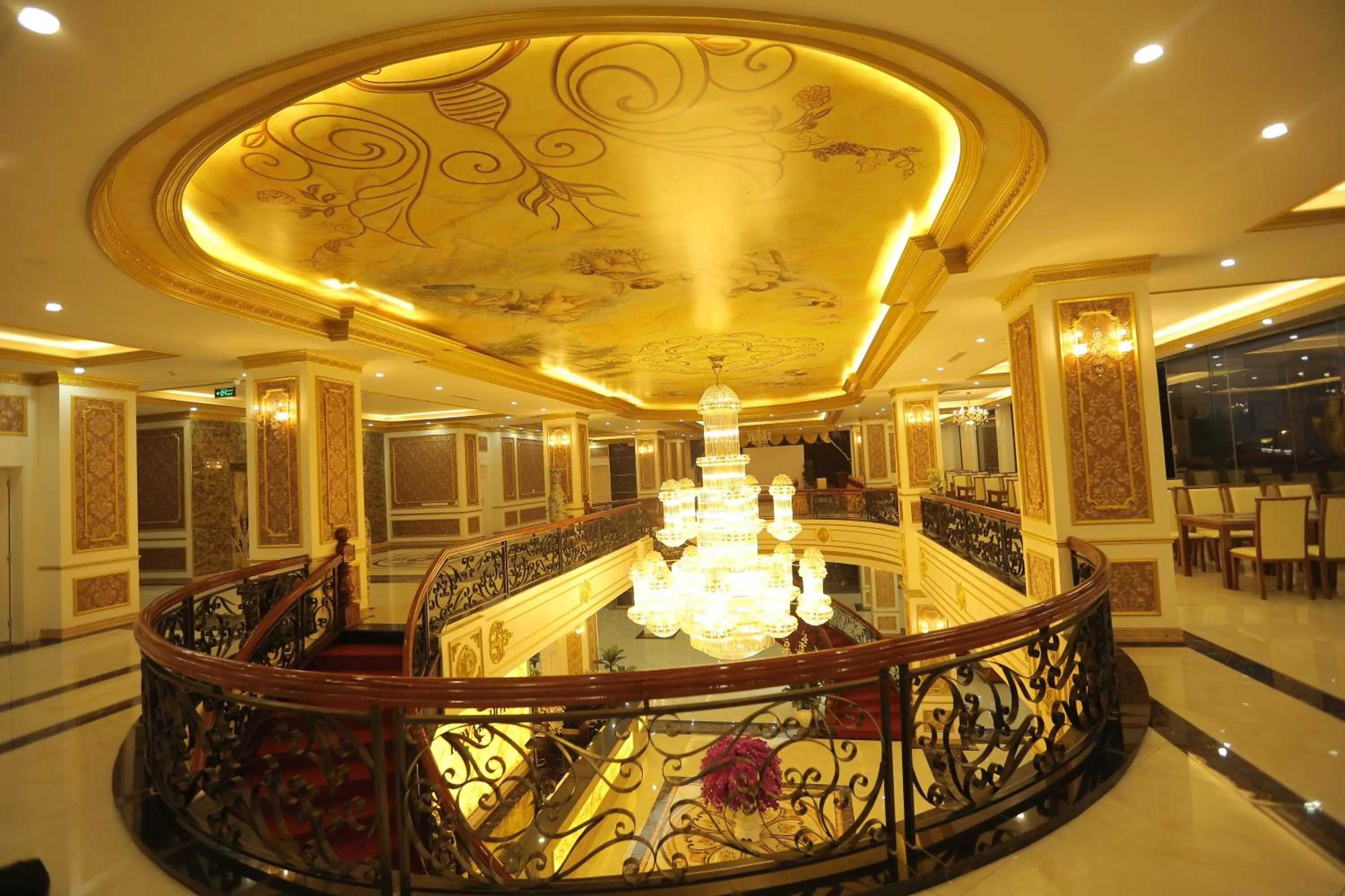 Night in Lao Cai Royal Hotel