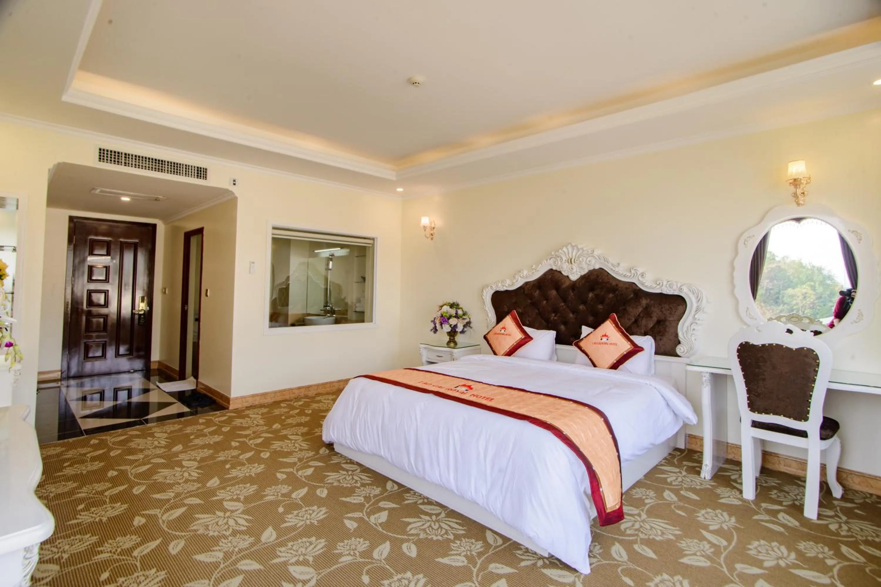 Photo of the whole room, Bed in Lao Cai Royal Hotel