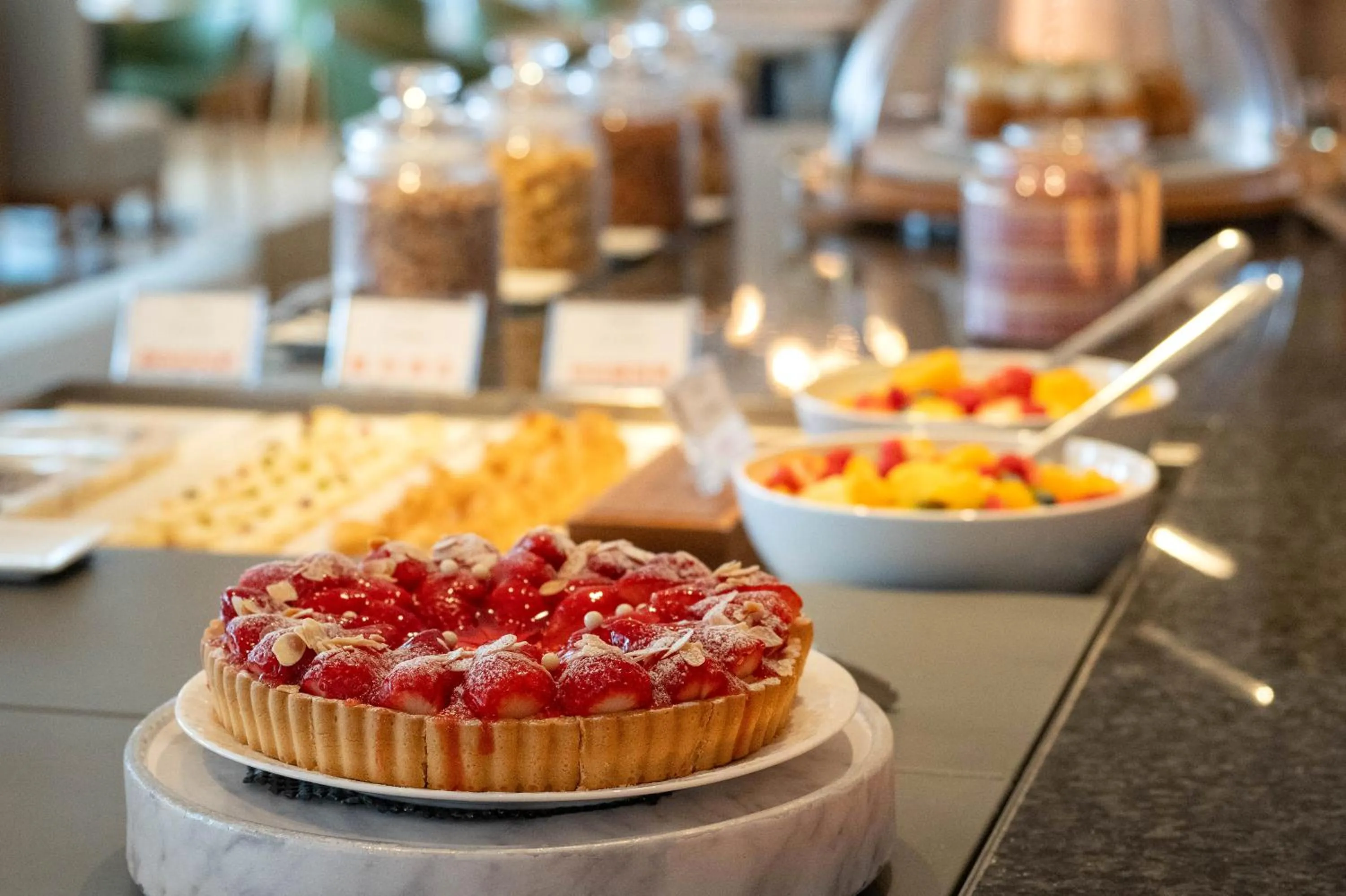 Lounge or bar in Keio Plaza Hotel Tokyo Premier Grand