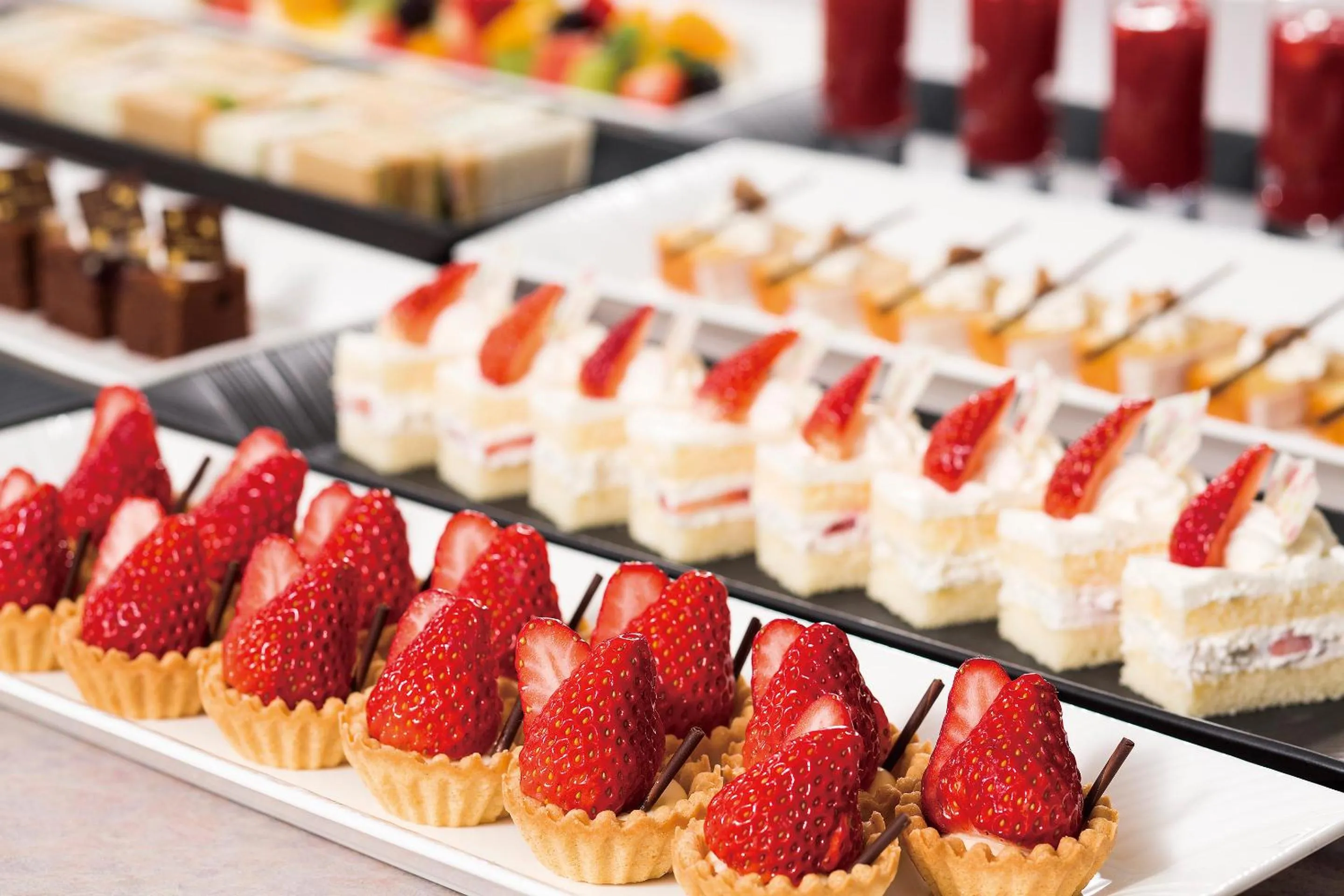 Lounge or bar in Keio Plaza Hotel Tokyo Premier Grand