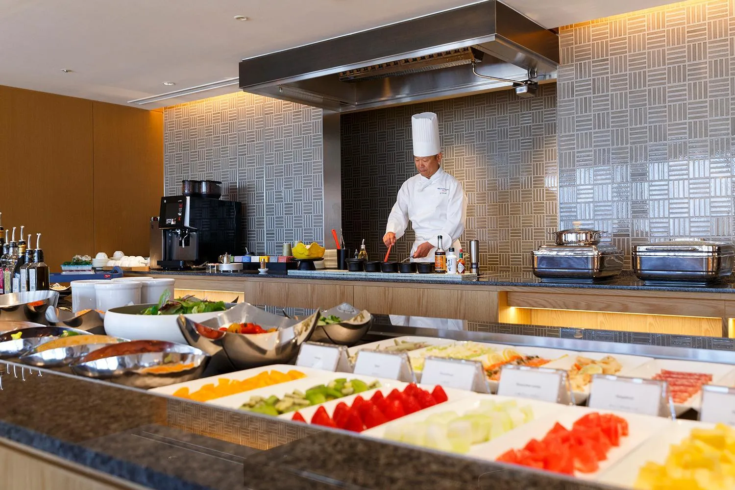 Lounge or bar in Keio Plaza Hotel Tokyo Premier Grand