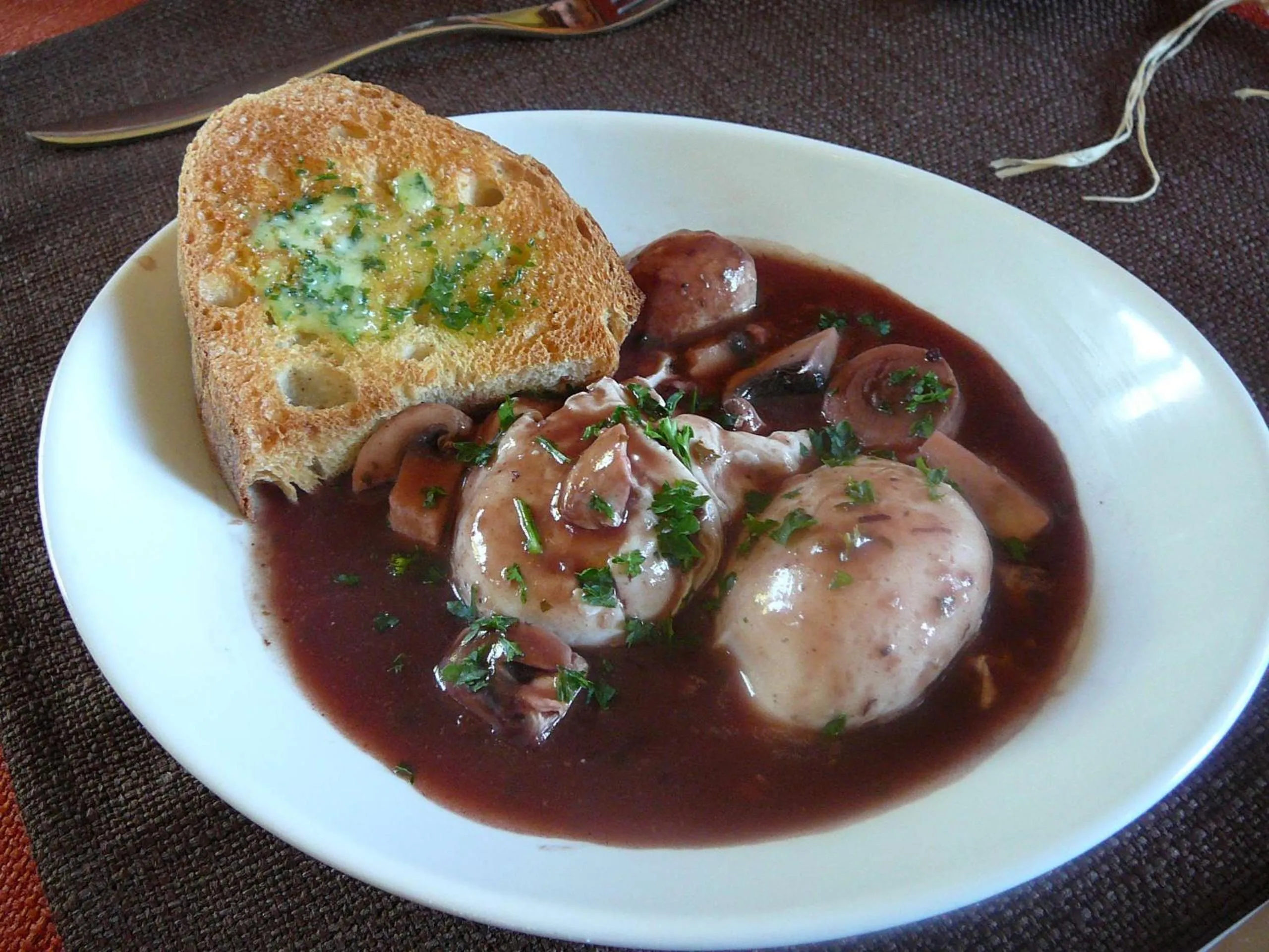 Restaurant/places to eat in Brit Hotel Dijon Hermes