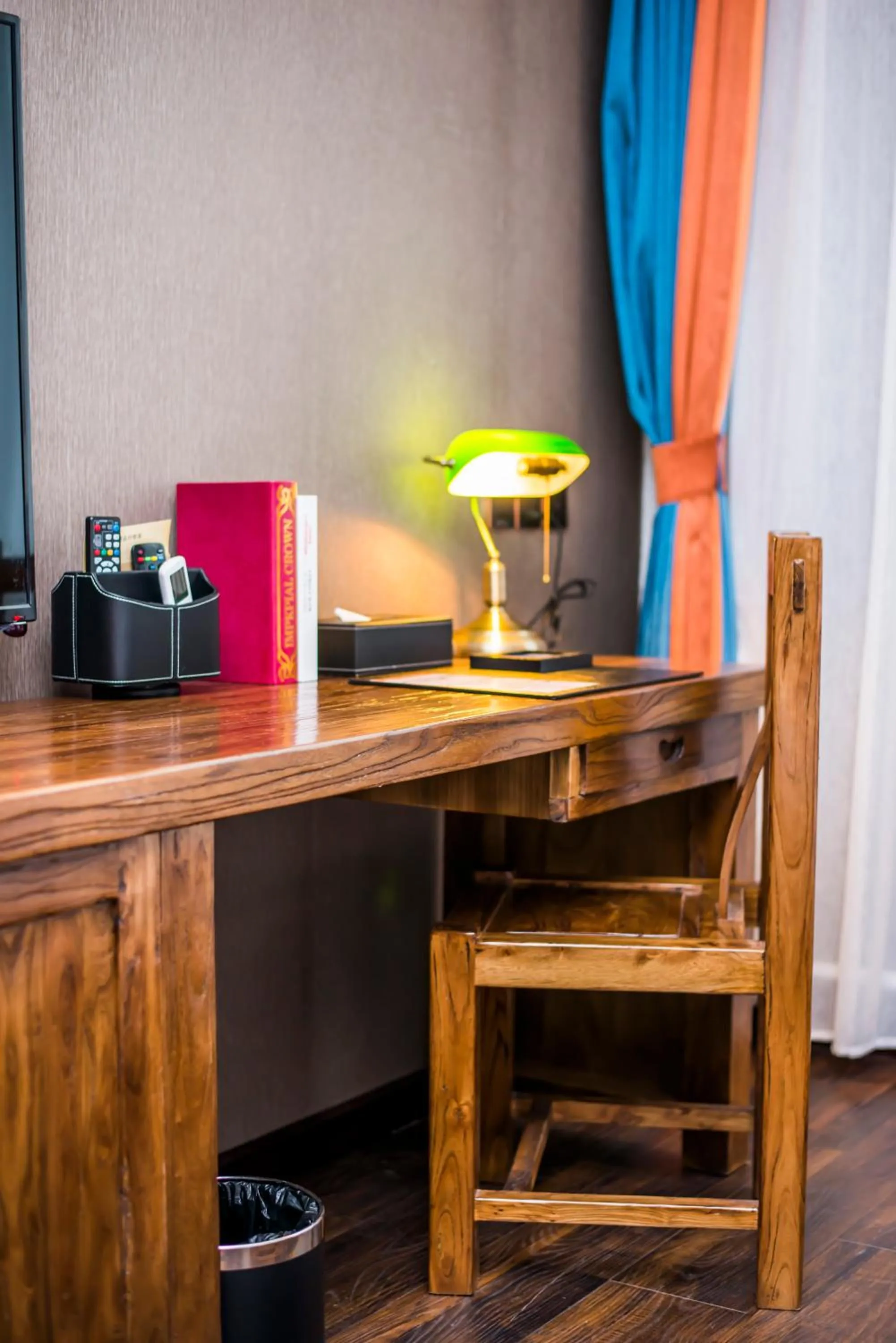 hair dresser in Qingdao MG Hotel l Walking distance to the beach & railway station & St Michaels Cathedral