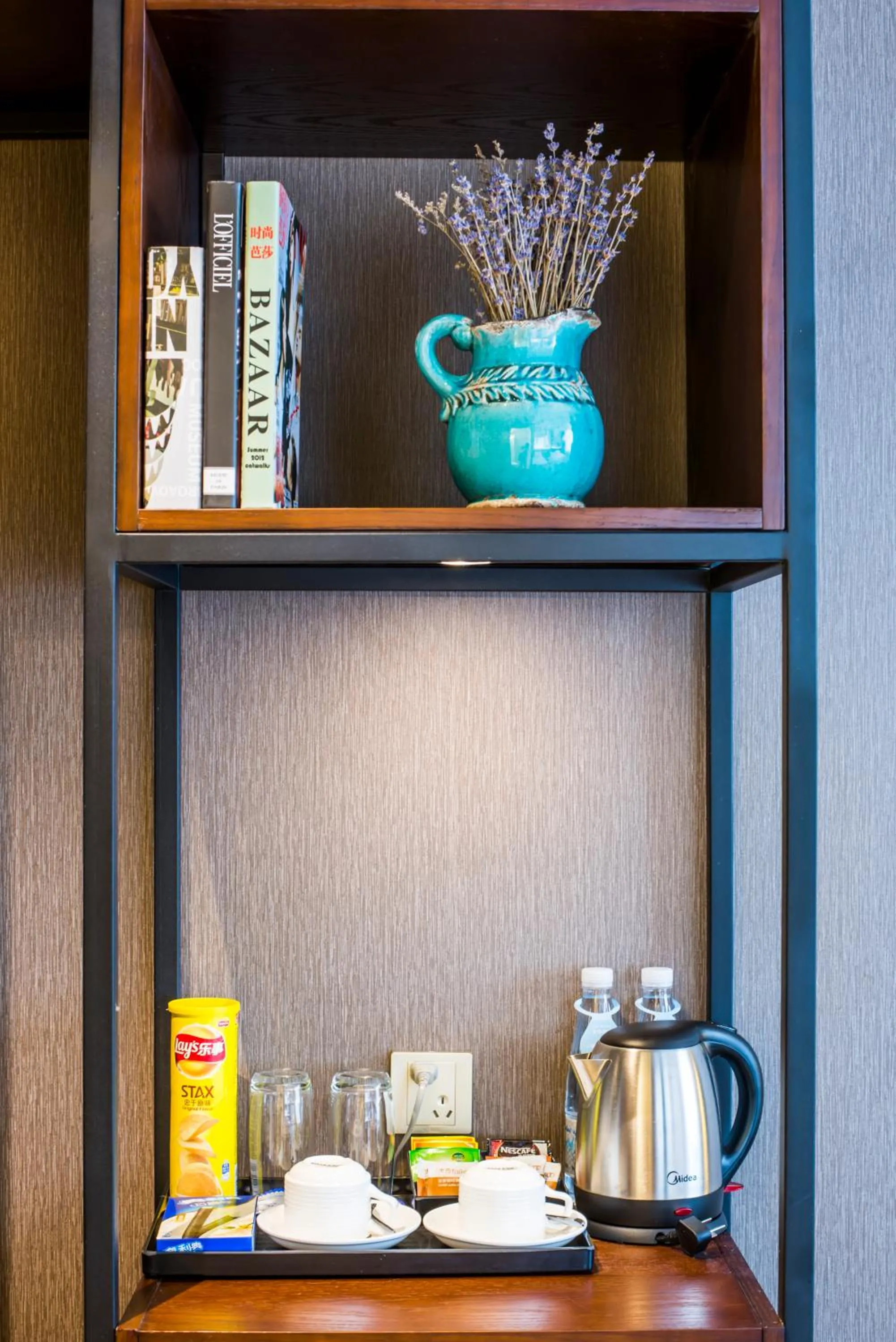 Decorative detail in Qingdao MG Hotel l Walking distance to the beach & railway station & St Michaels Cathedral