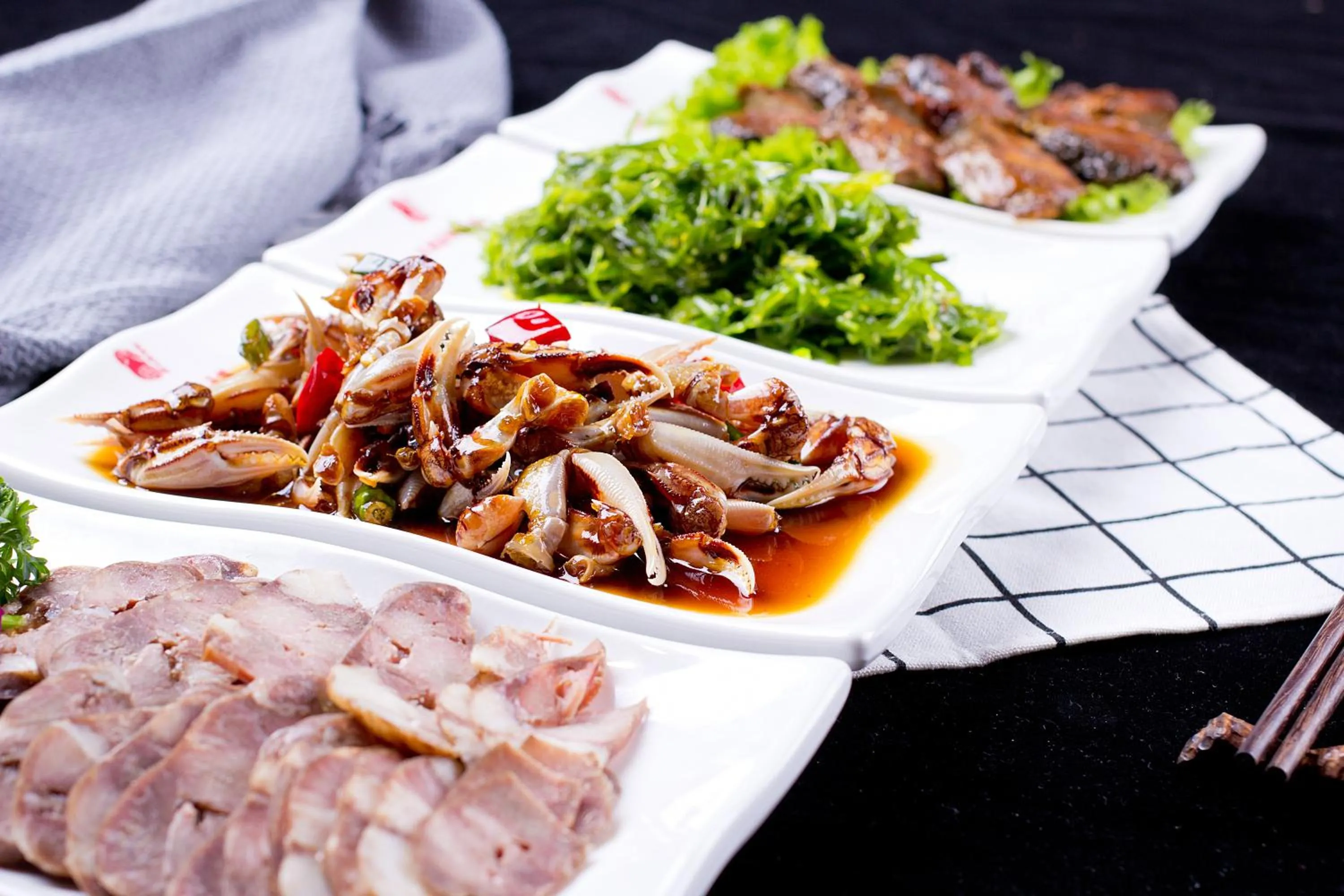 Food in Qingdao MG Hotel l Walking distance to the beach & railway station & St Michaels Cathedral