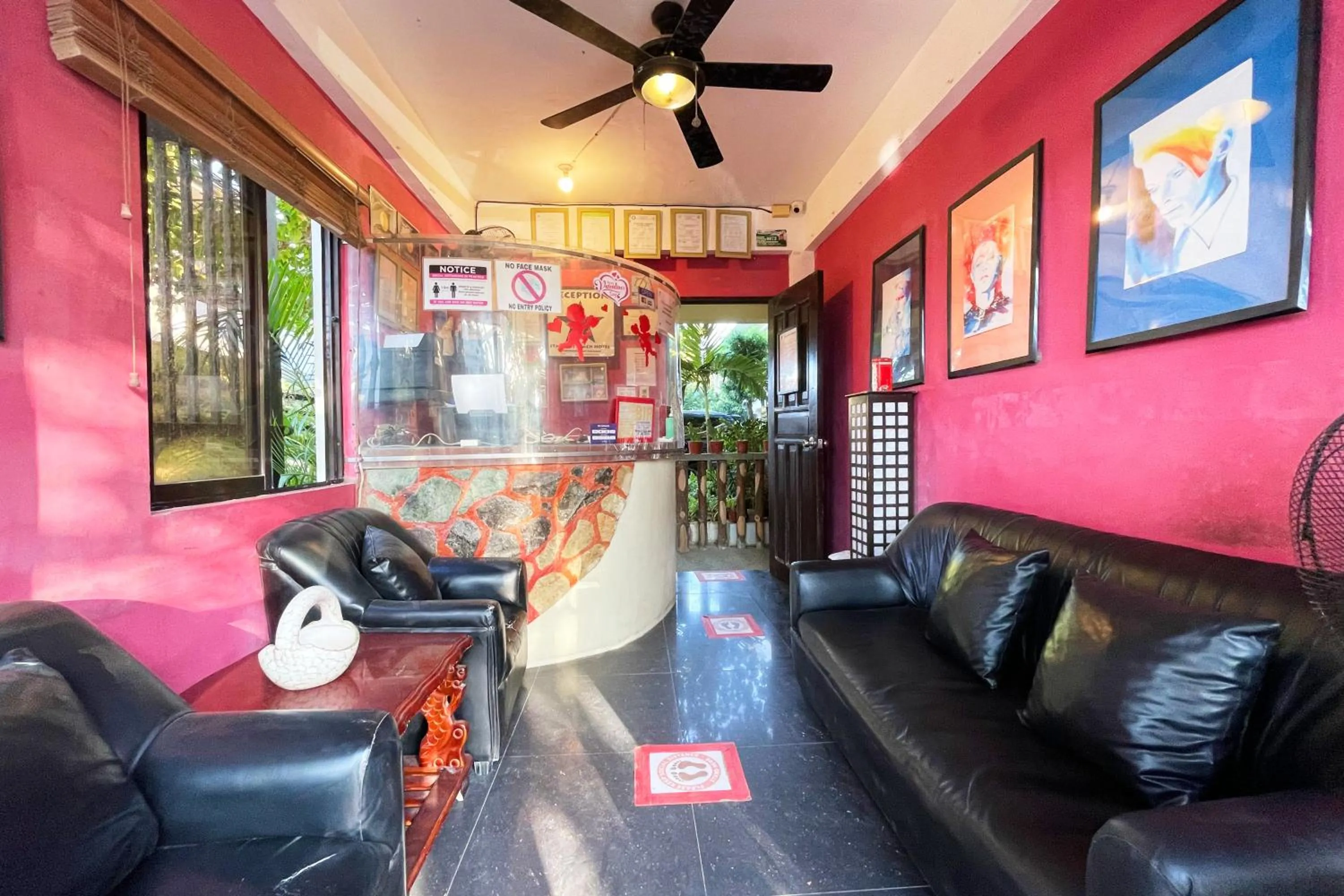 Lobby or reception in Stardust Beach Hotel Matabungkay Batangas