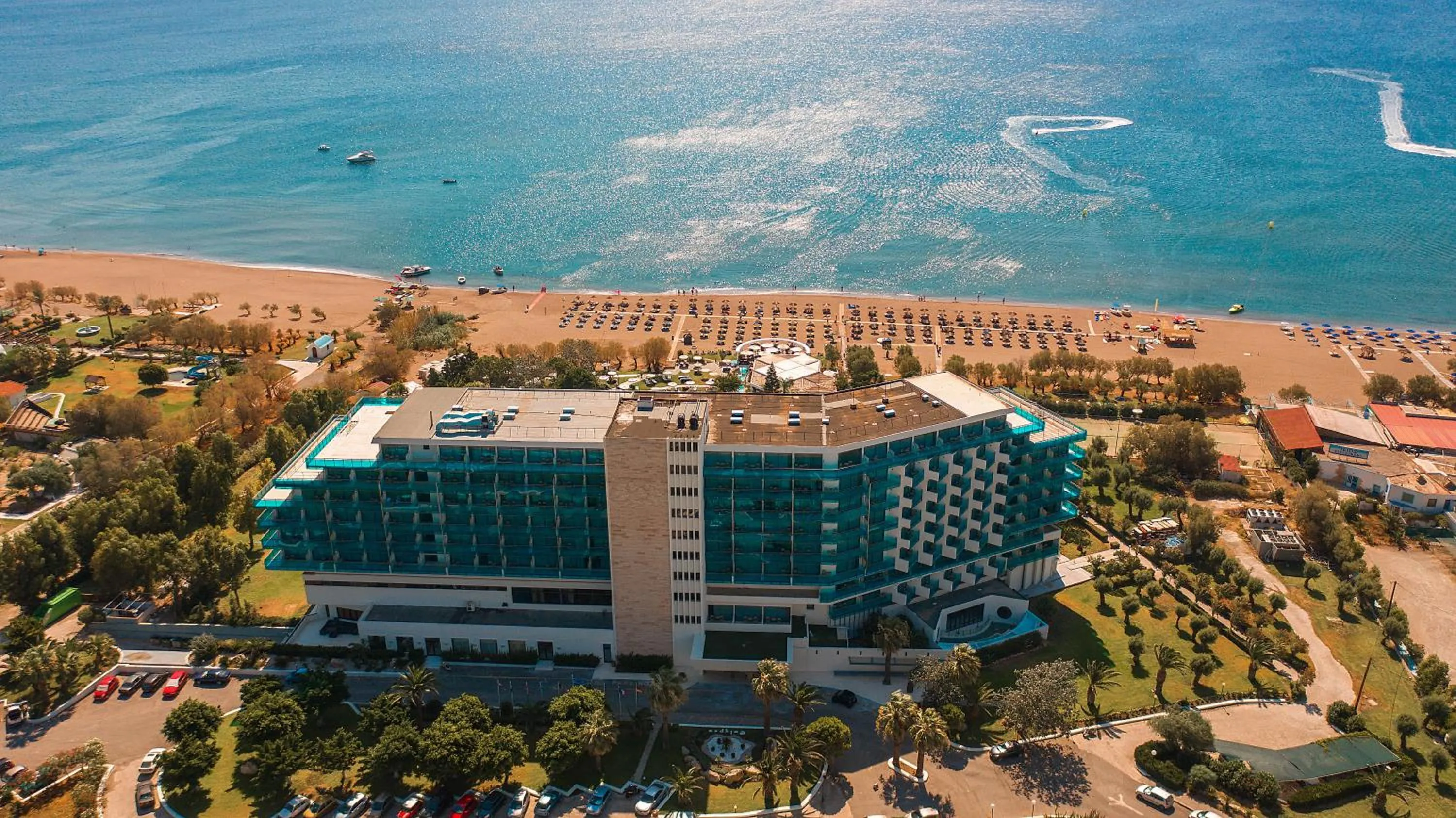 Property building in Calypso Beach