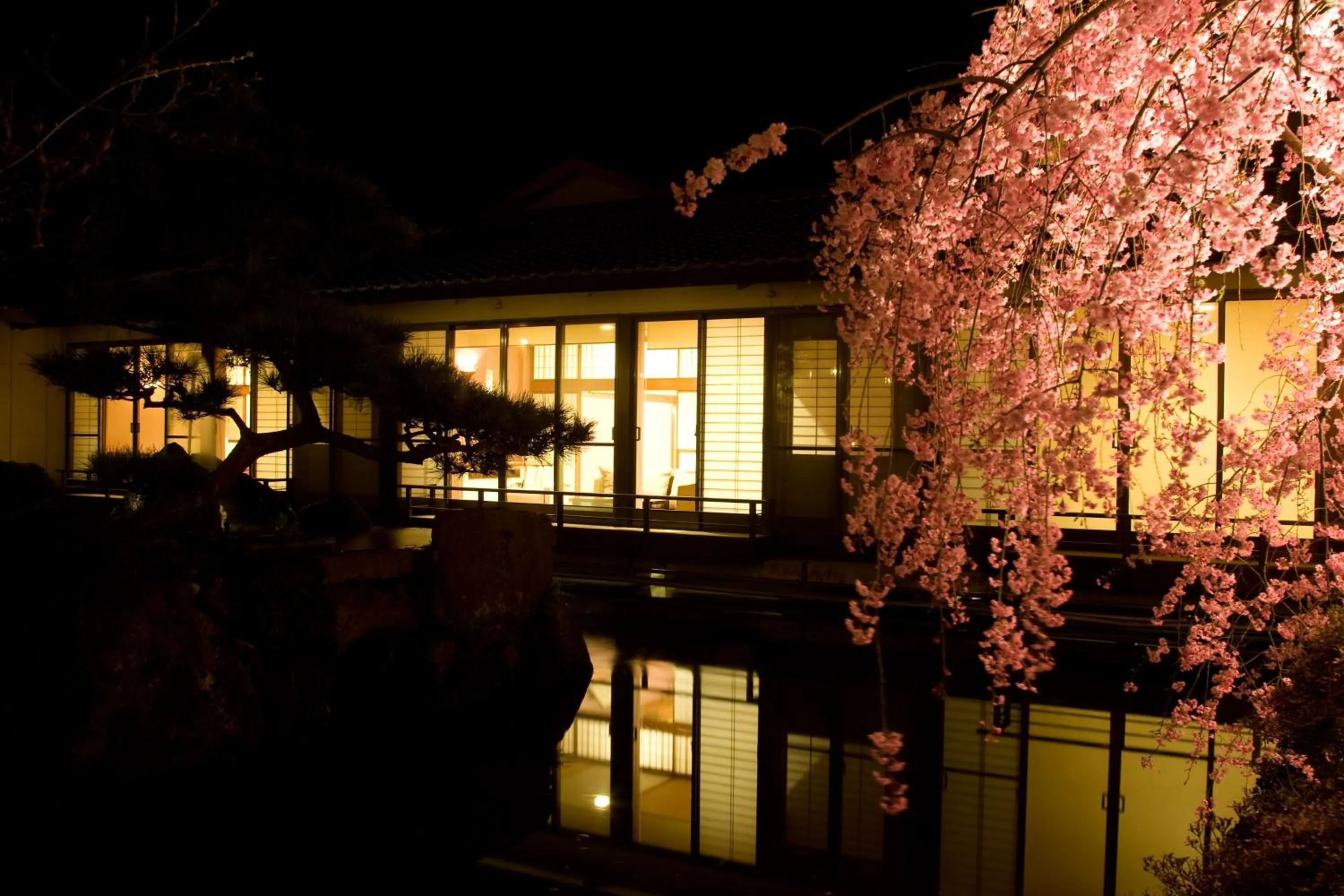 Garden in TAKITEI Riverside Onsen ーA Hidden Ryokan in Kanazawaー