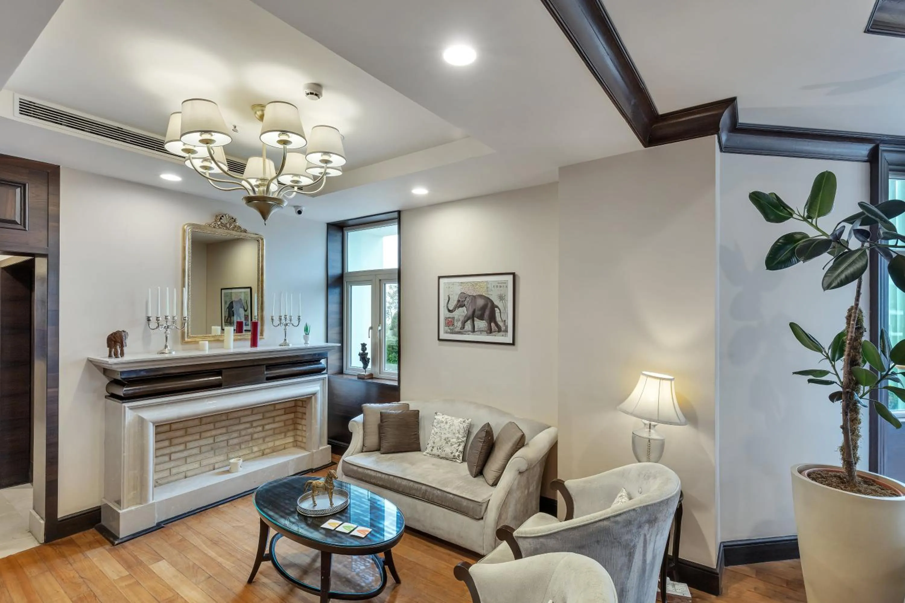 Lobby or reception in Club Mahindra Pristine Peaks Naldehra