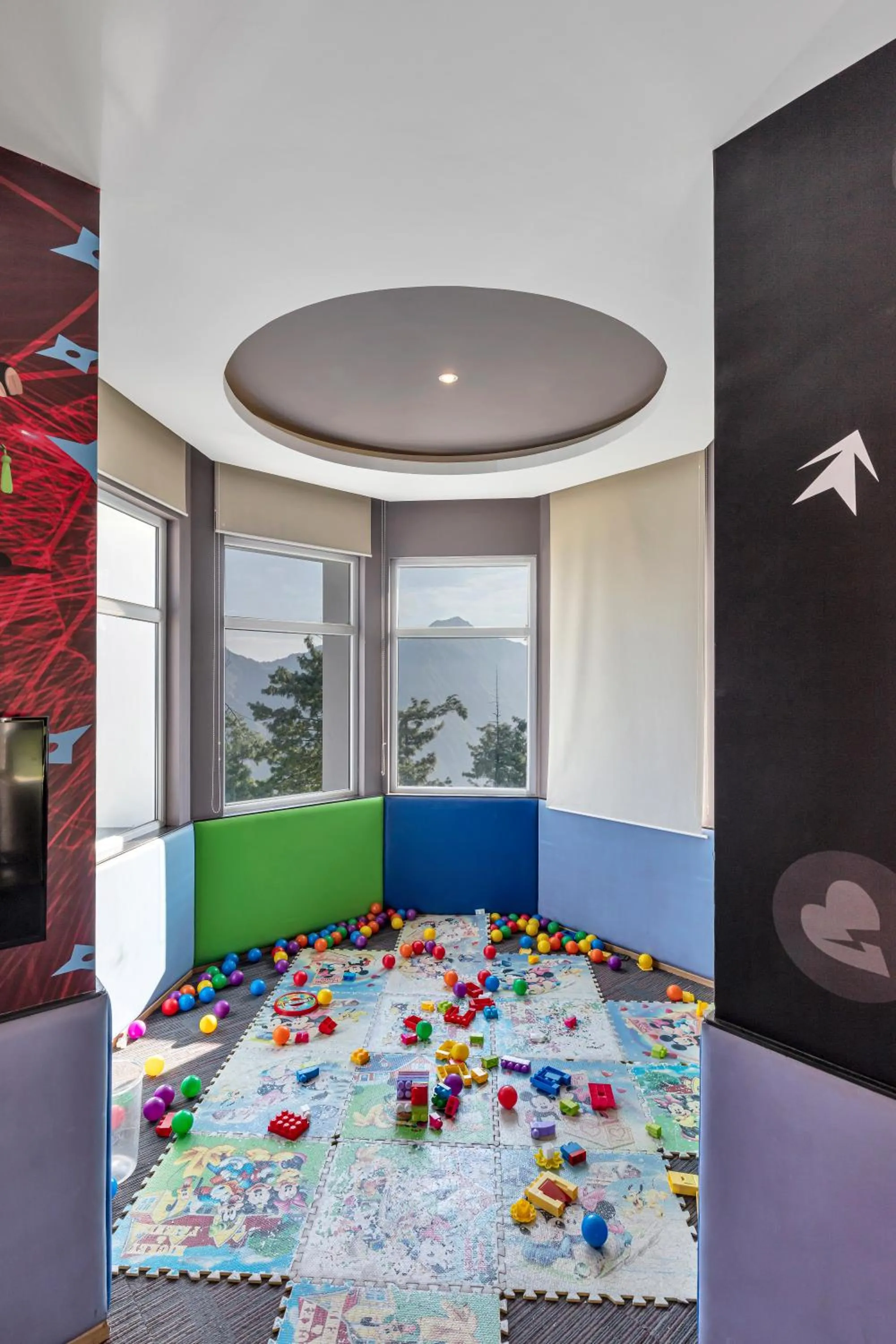 Game Room in Club Mahindra Pristine Peaks Naldehra