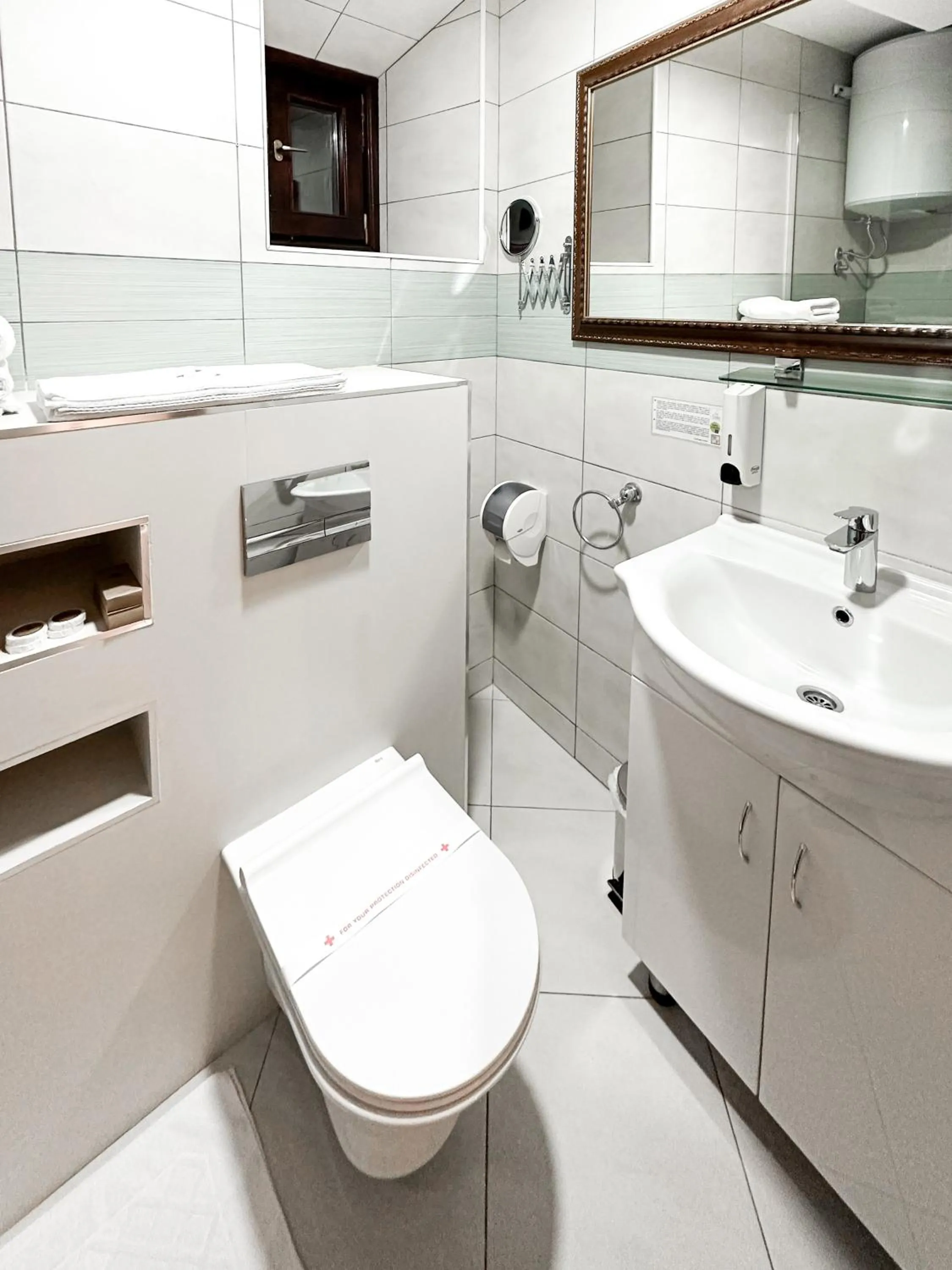 Bathroom in Hotel Palata Venezia