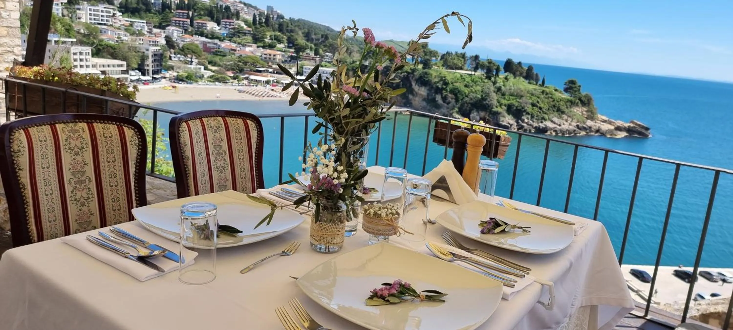 Restaurant/places to eat in Hotel Palata Venezia