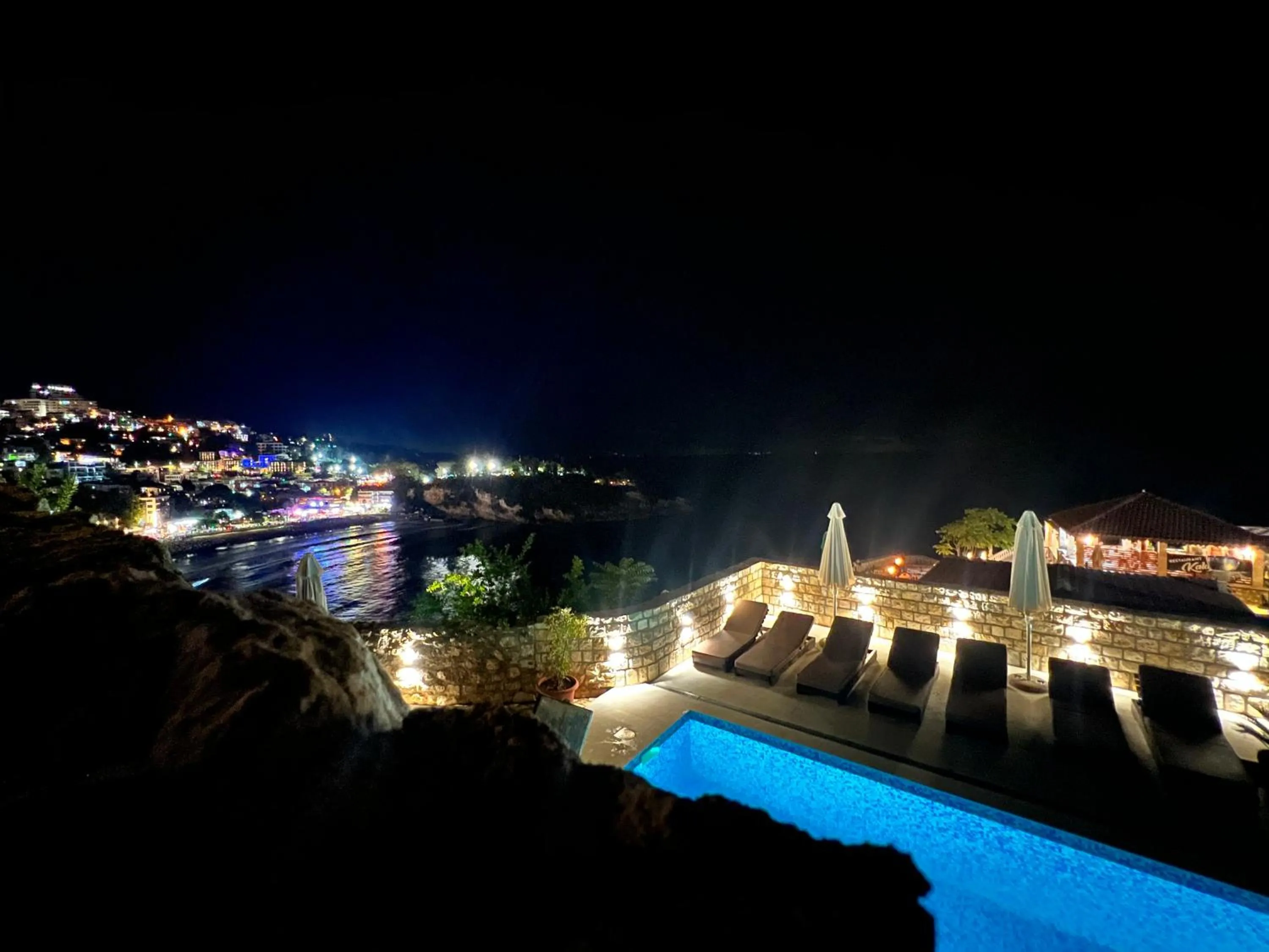 Swimming pool in Hotel Palata Venezia