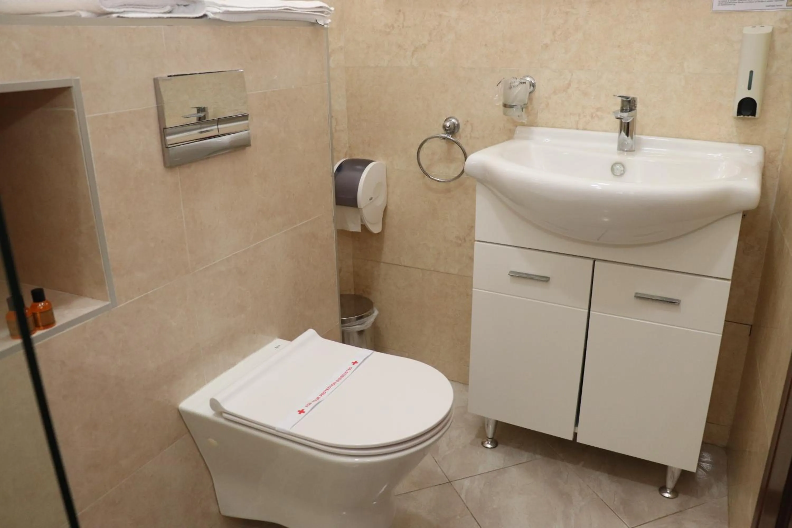 Bathroom in Hotel Palata Venezia