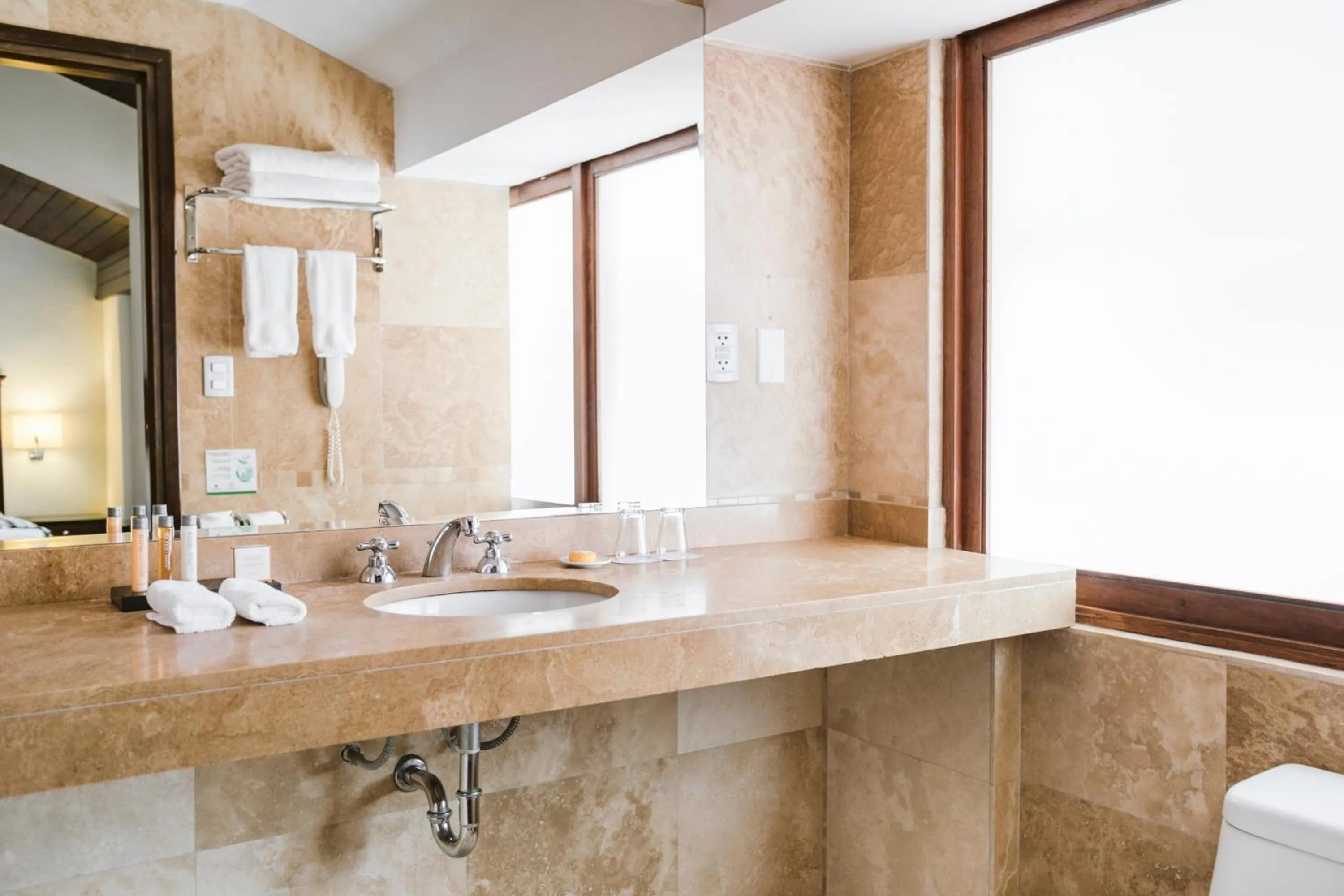 Bathroom in Wyndham Costa del Sol Cusco