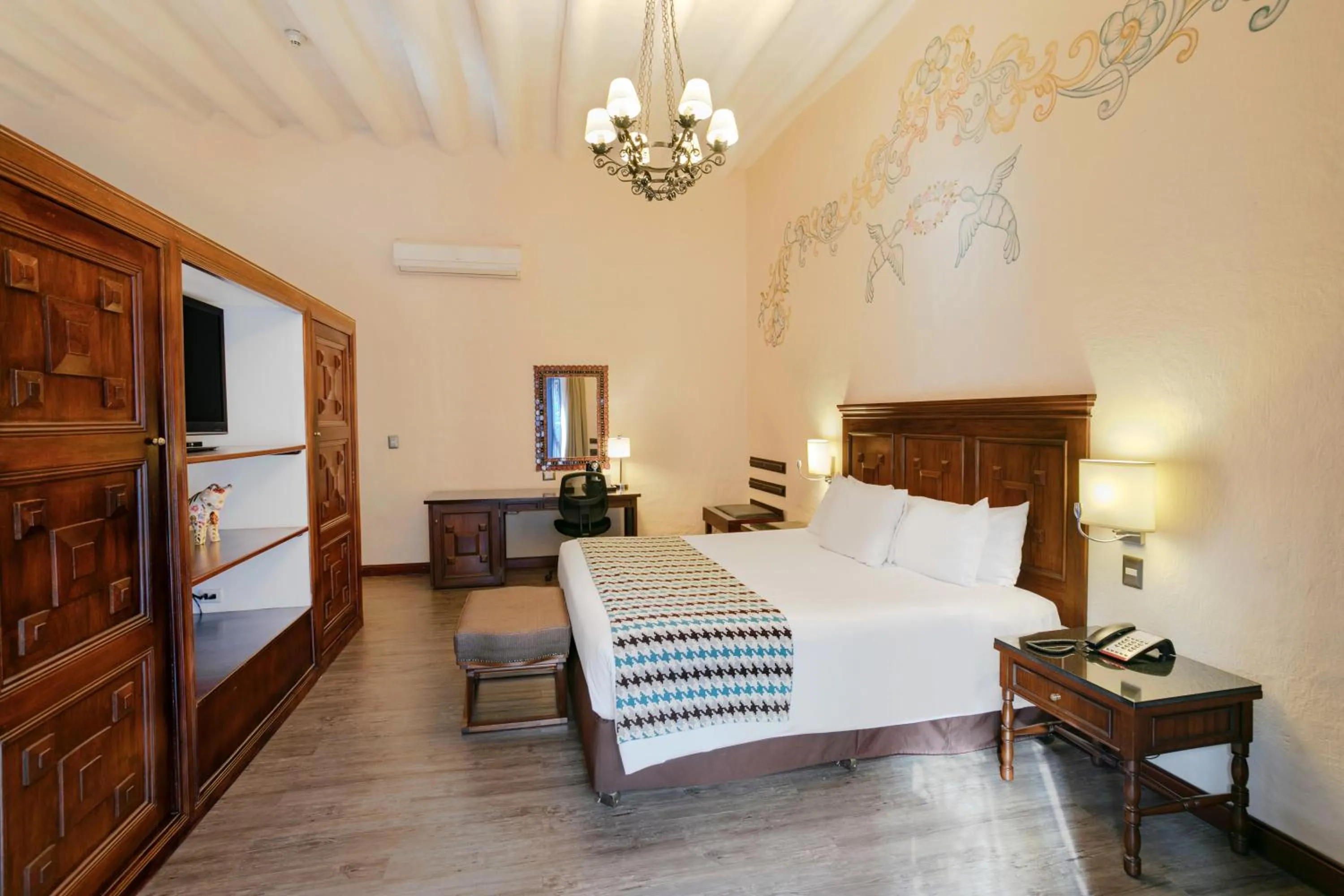 Bedroom, Bed in Wyndham Costa del Sol Cusco