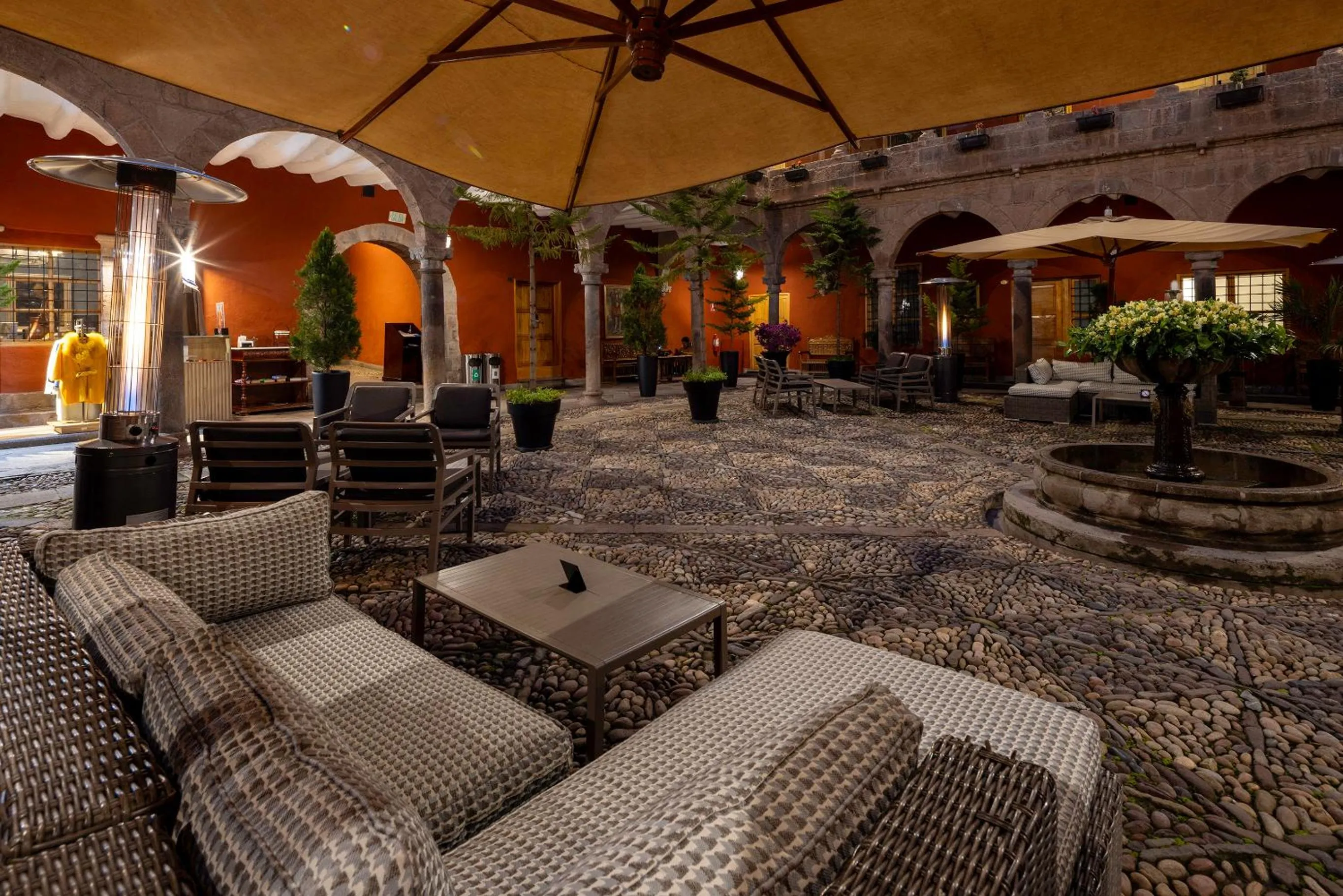 Swimming pool in Wyndham Costa del Sol Cusco