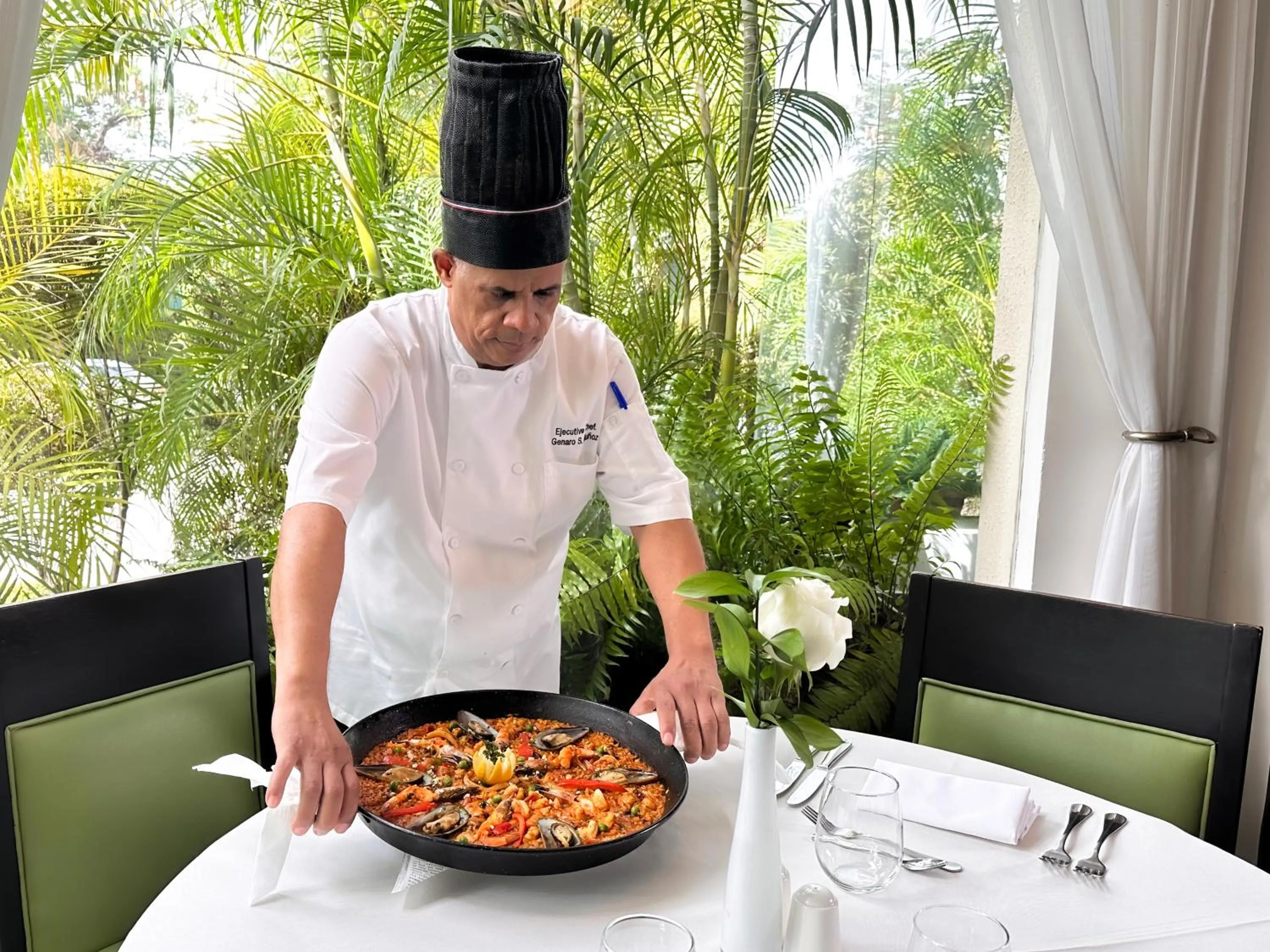 Restaurant/places to eat in Barceló Santo Domingo