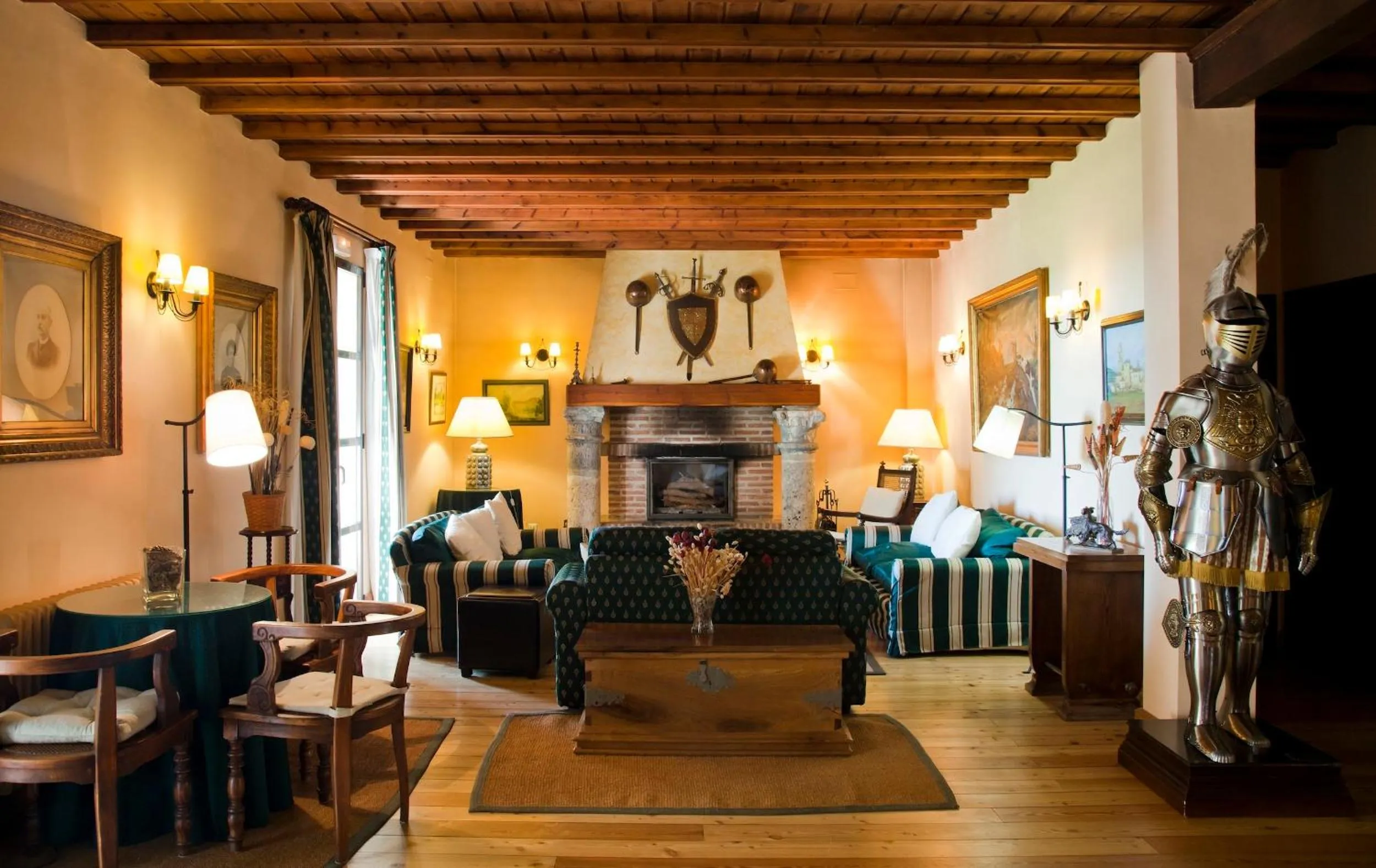 Lounge or bar in La Posada Real del Pinar