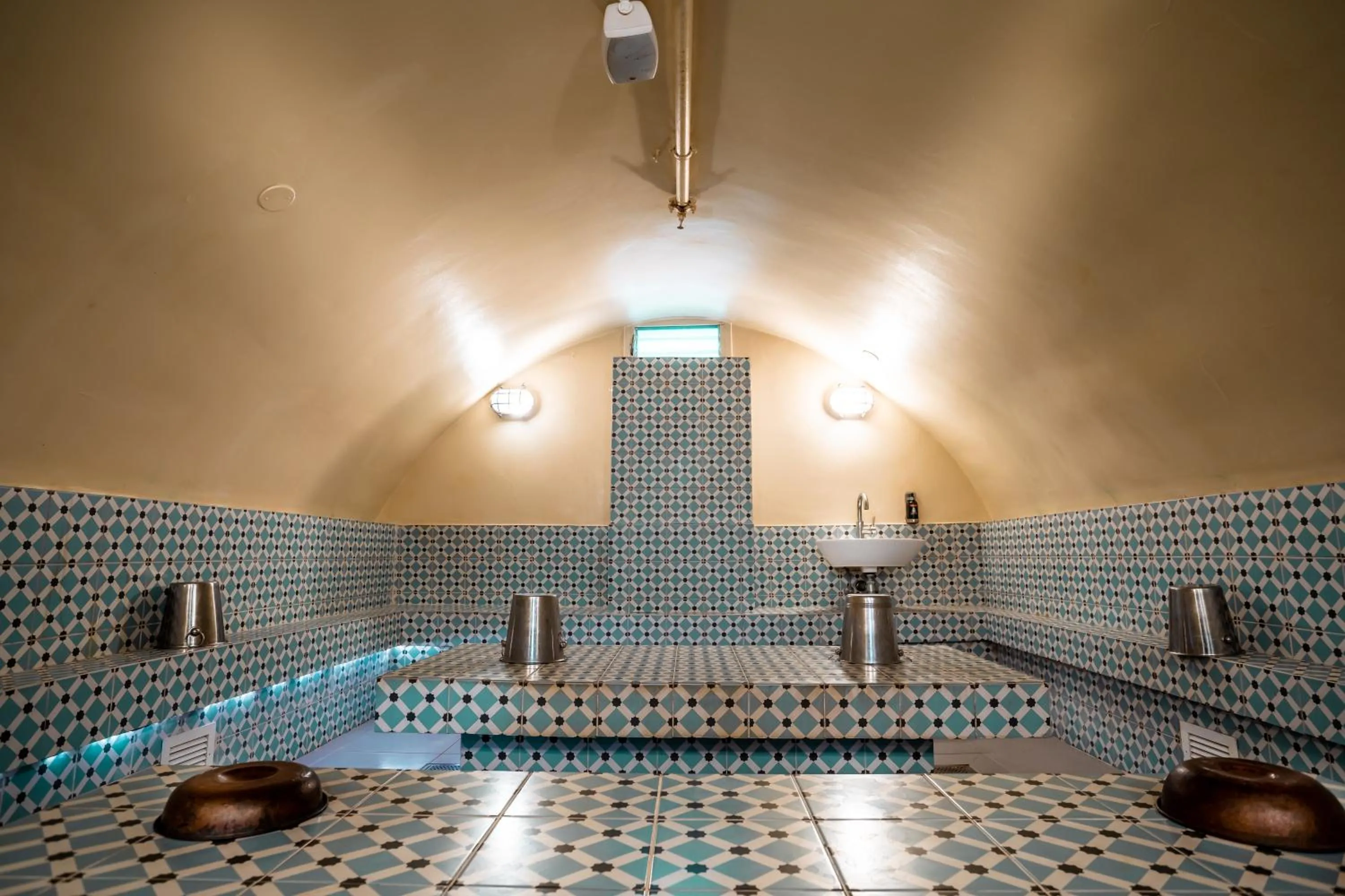 Bathroom in The Scots Hotel