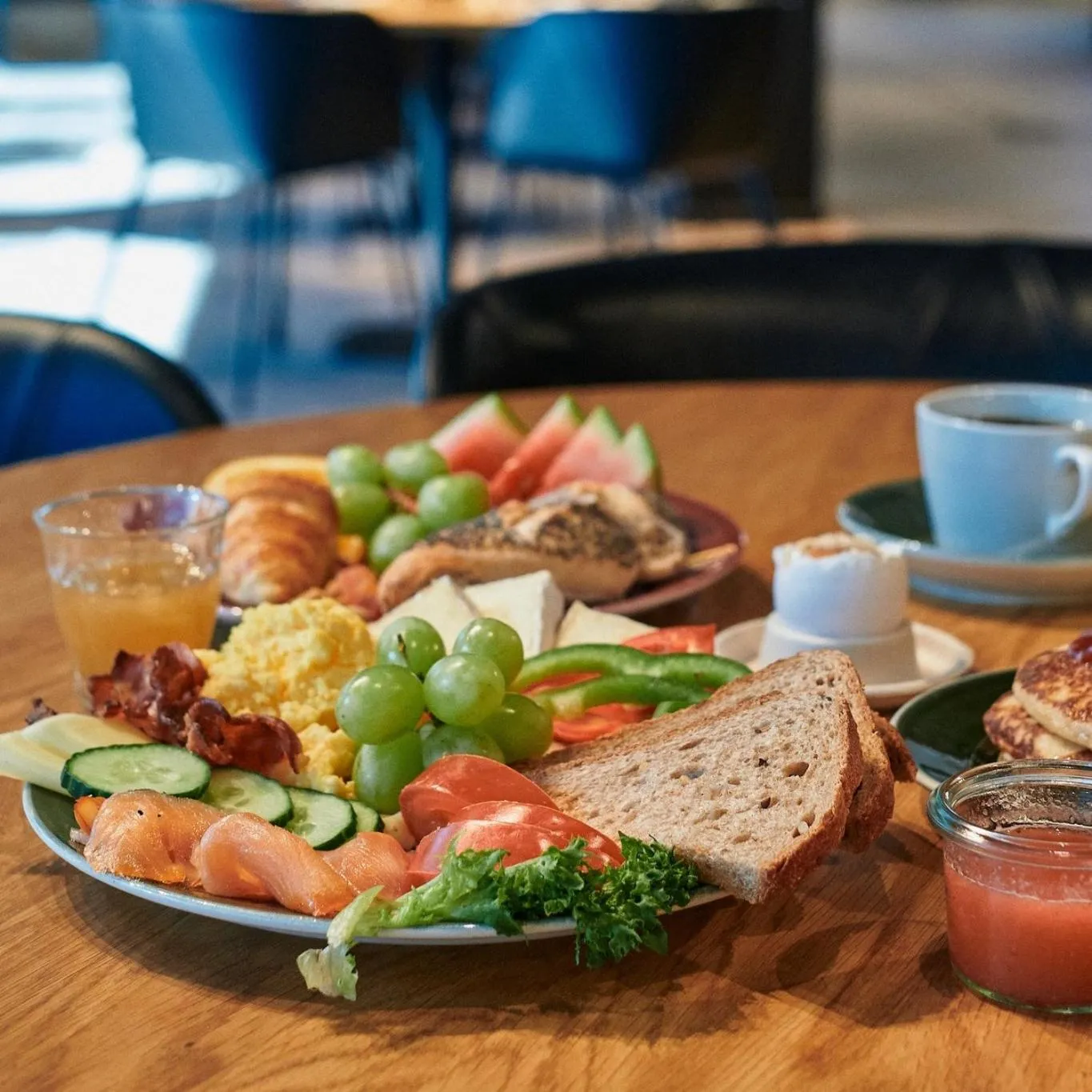 Buffet breakfast in Thon Partner Hotel Norge