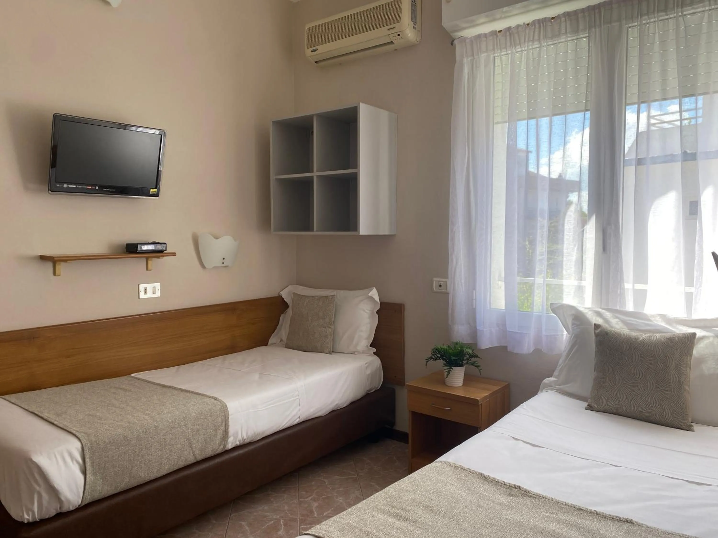 Bedroom, Bed in Golf Hotel